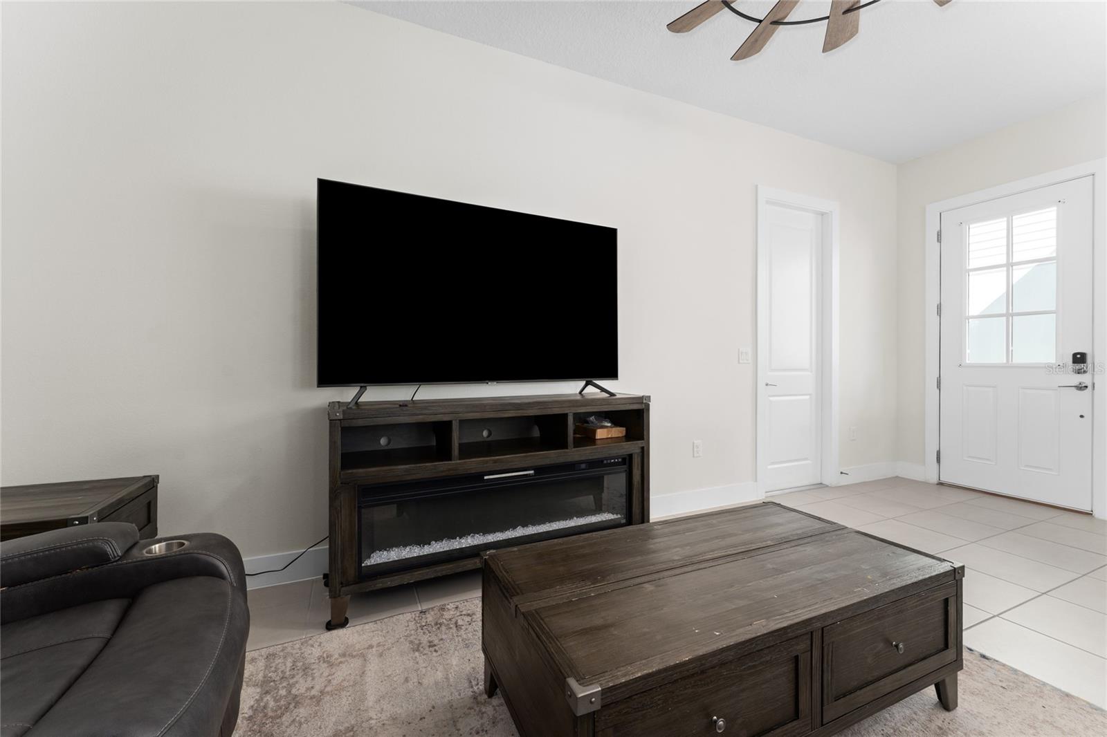 Image 6 of 32 For 1463 Brookdale Court