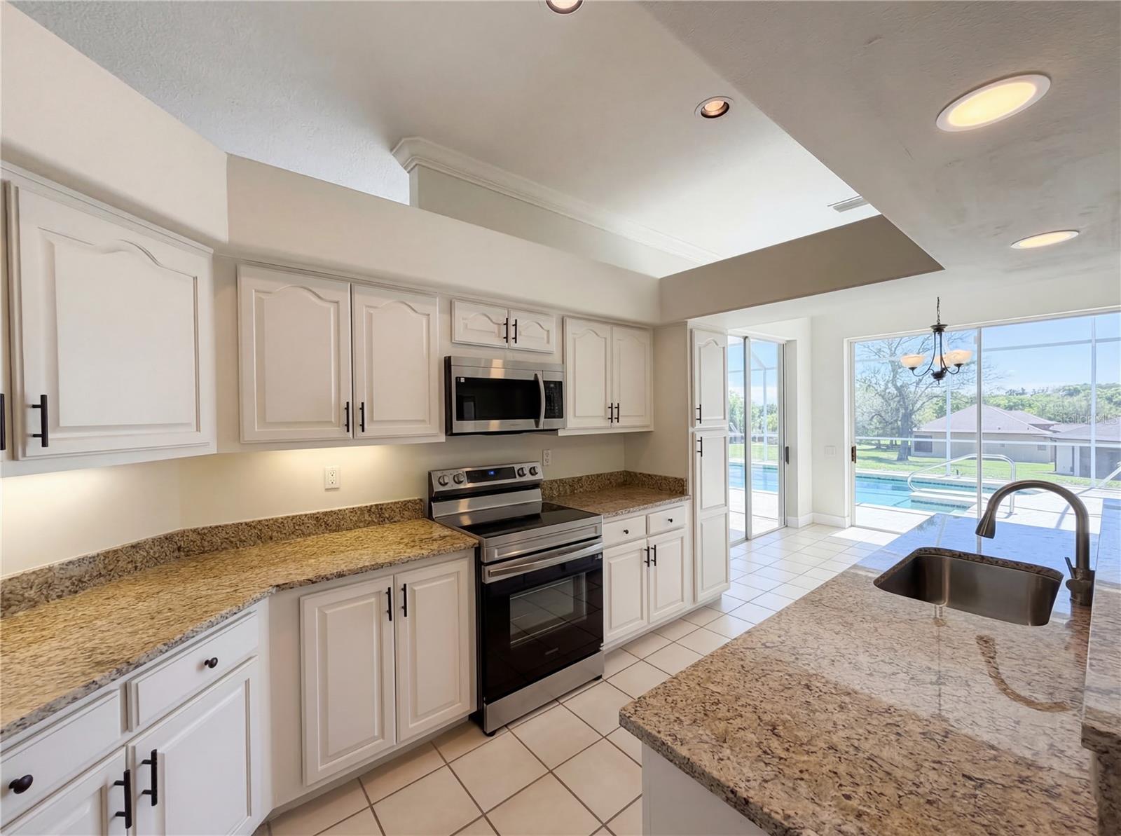 Image 10 of 23 For 5340 Saddleback Court