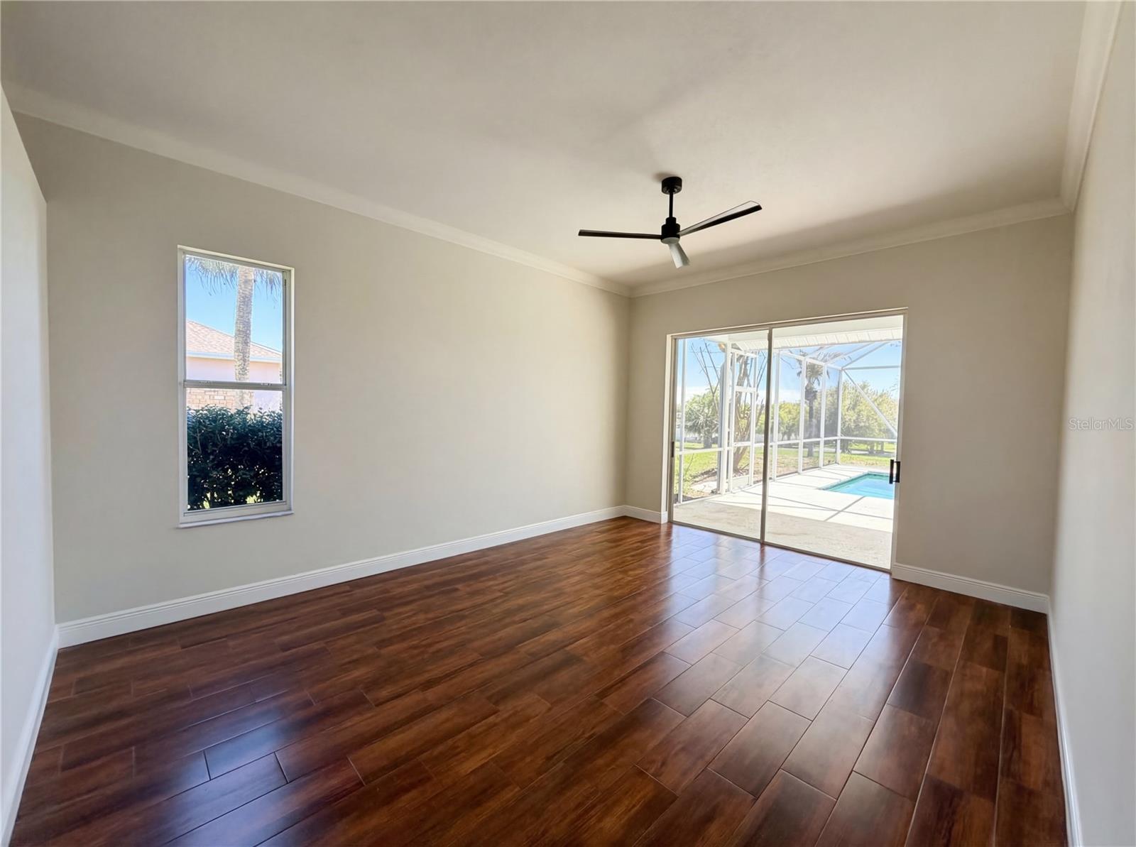 Image 15 of 23 For 5340 Saddleback Court