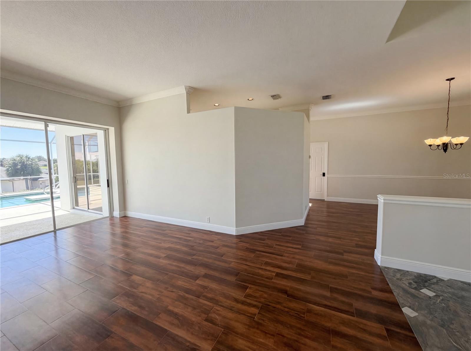 Image 5 of 23 For 5340 Saddleback Court