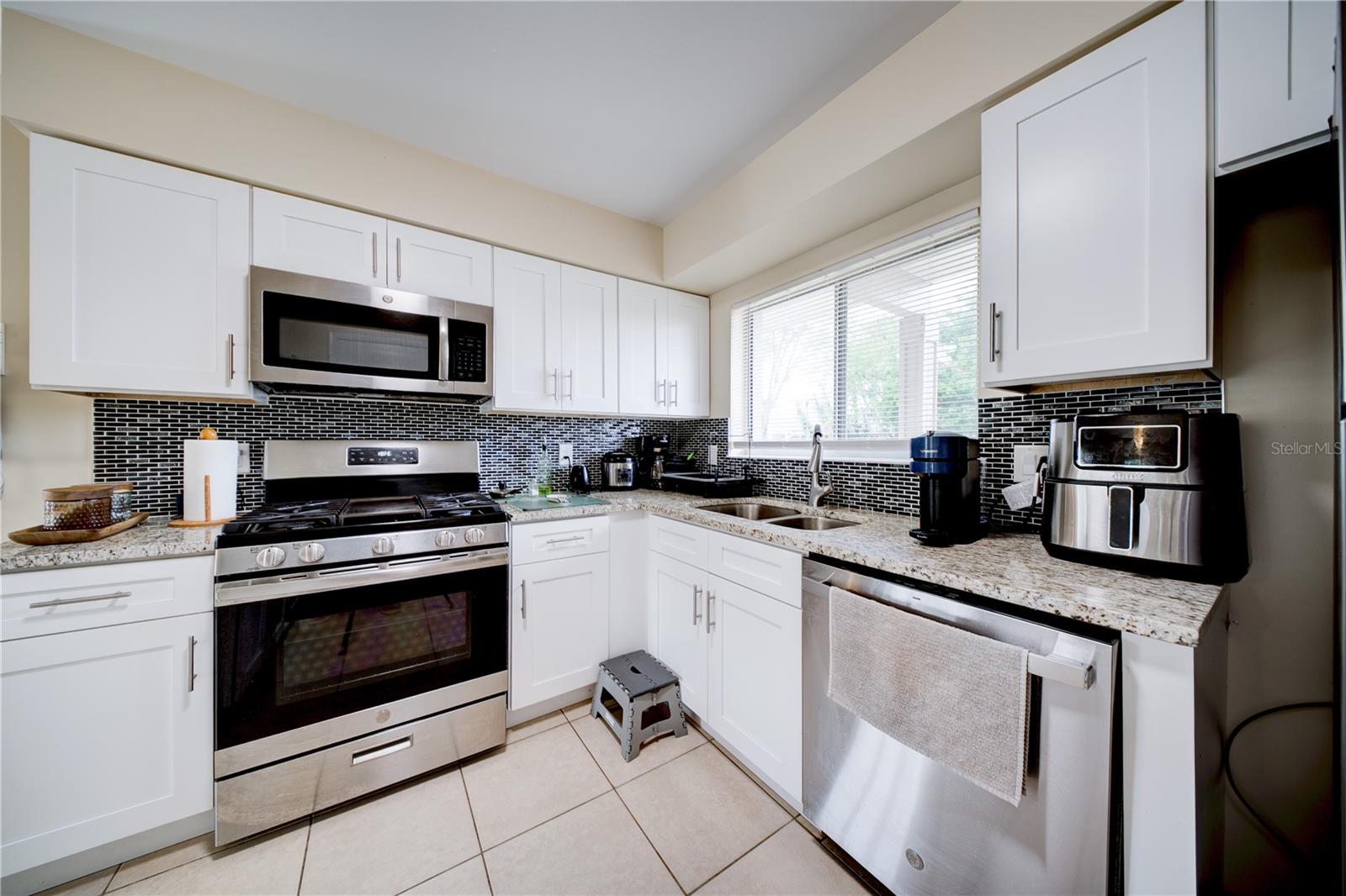 Image 21 of 28 For 10726 Westbrook Drive