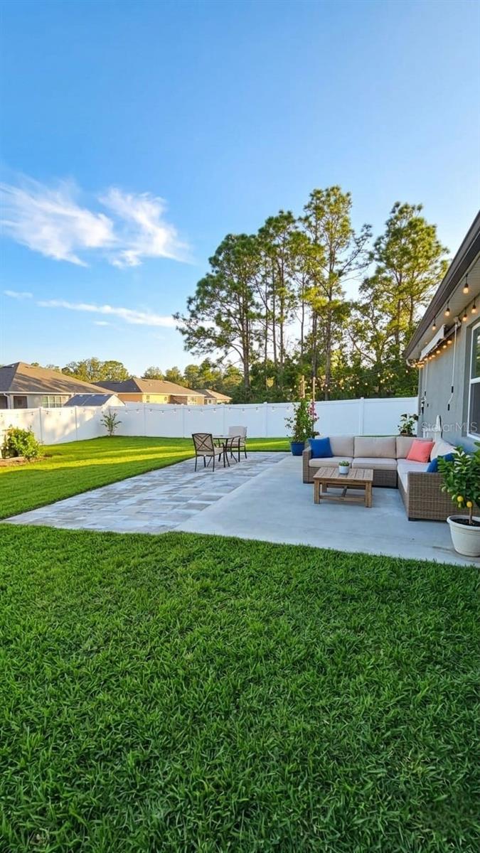 Image 12 of 19 For 684 Marion Oaks Manor