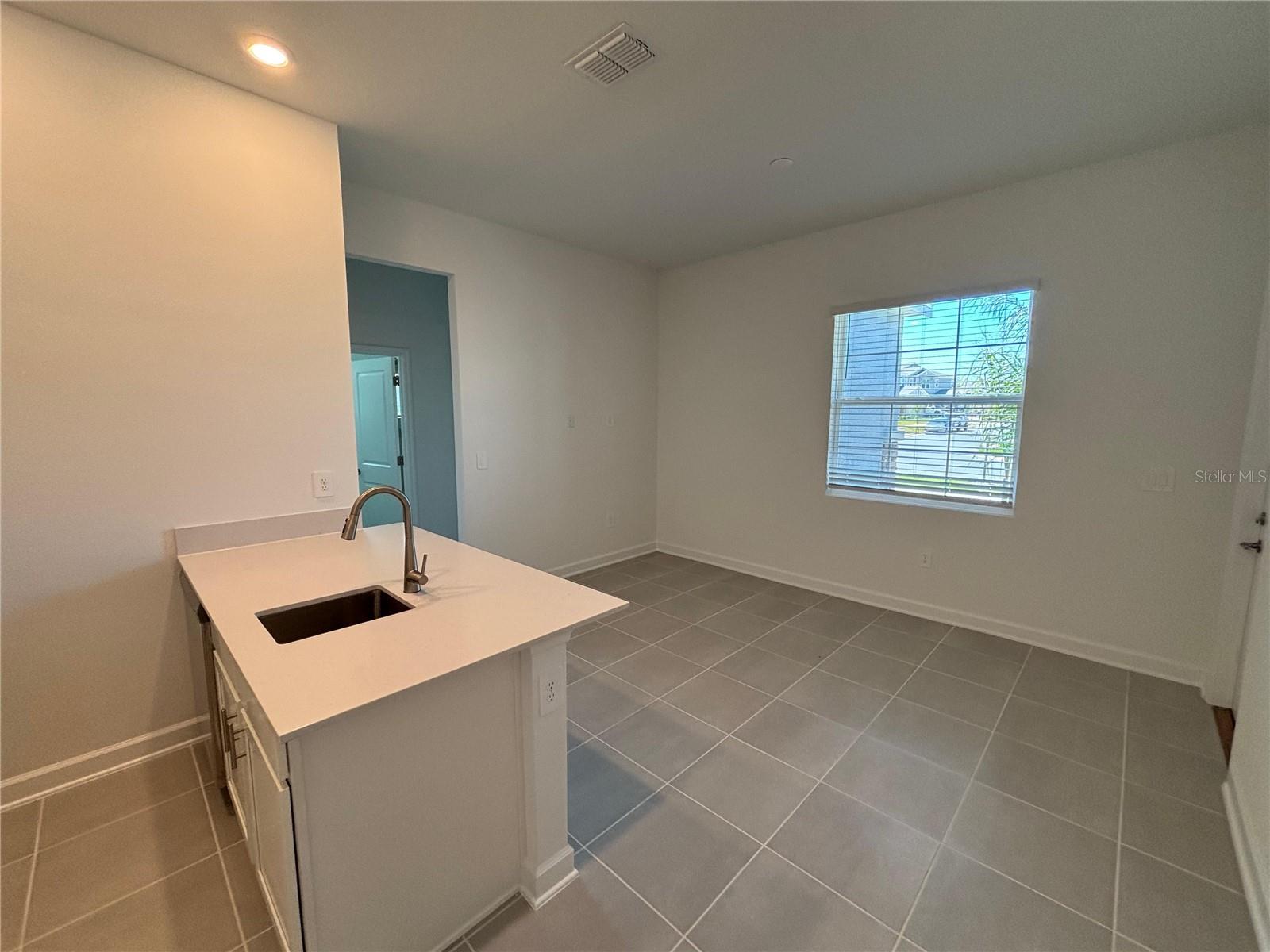 Image 5 of 14 For 5996 Shavasana Road B