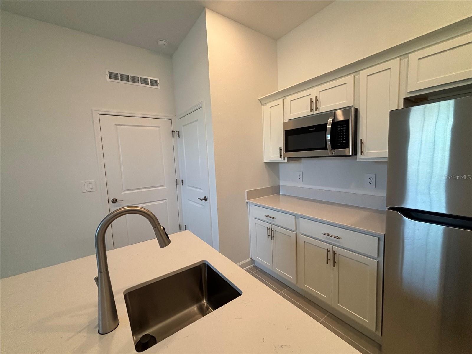 Image 6 of 14 For 5996 Shavasana Road B