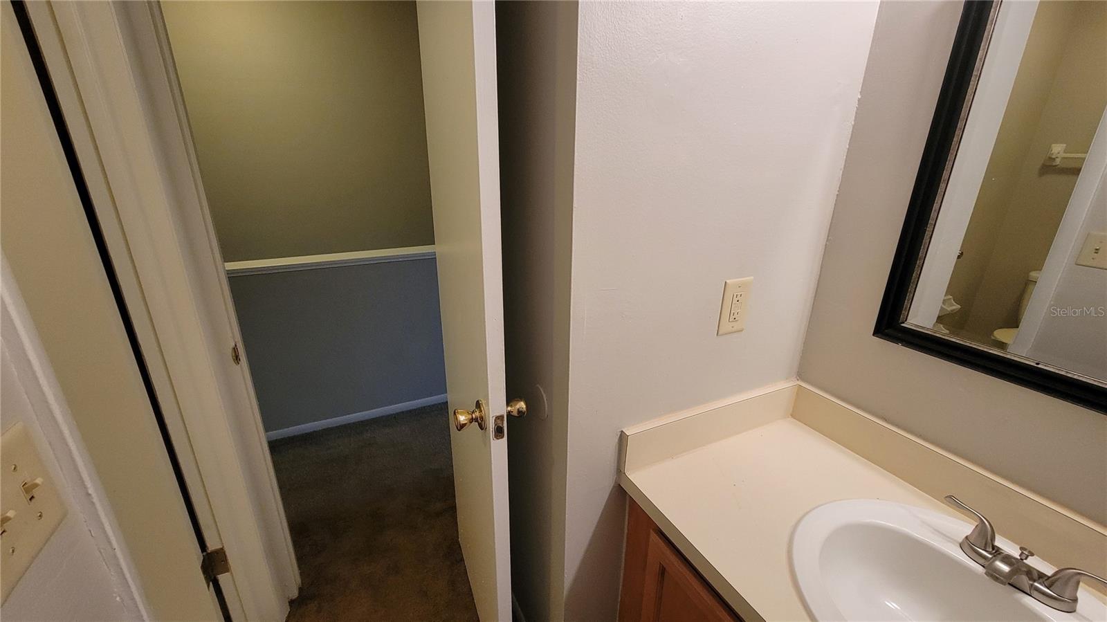 Image 13 of 54 For 4155 Semoran Boulevard 4