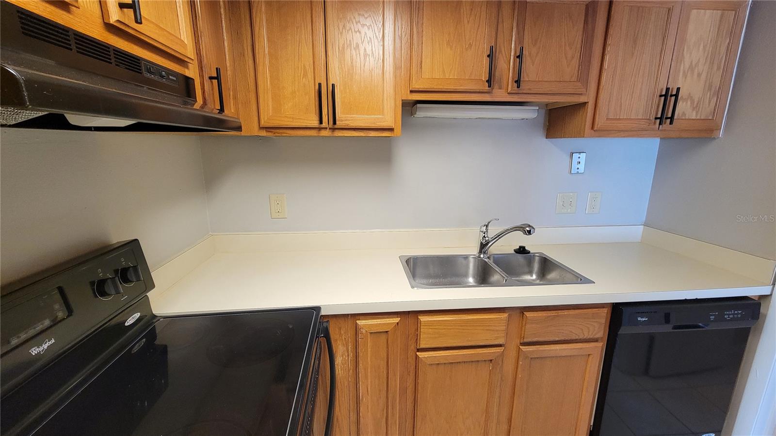 Image 19 of 54 For 4155 Semoran Boulevard 4