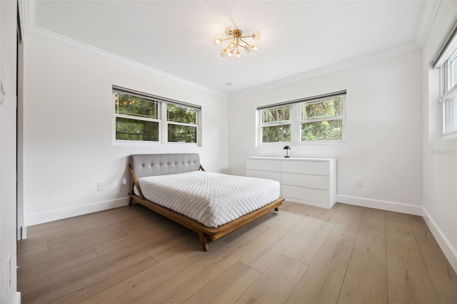 Image 20 of 86 For 17661 Davenport Road