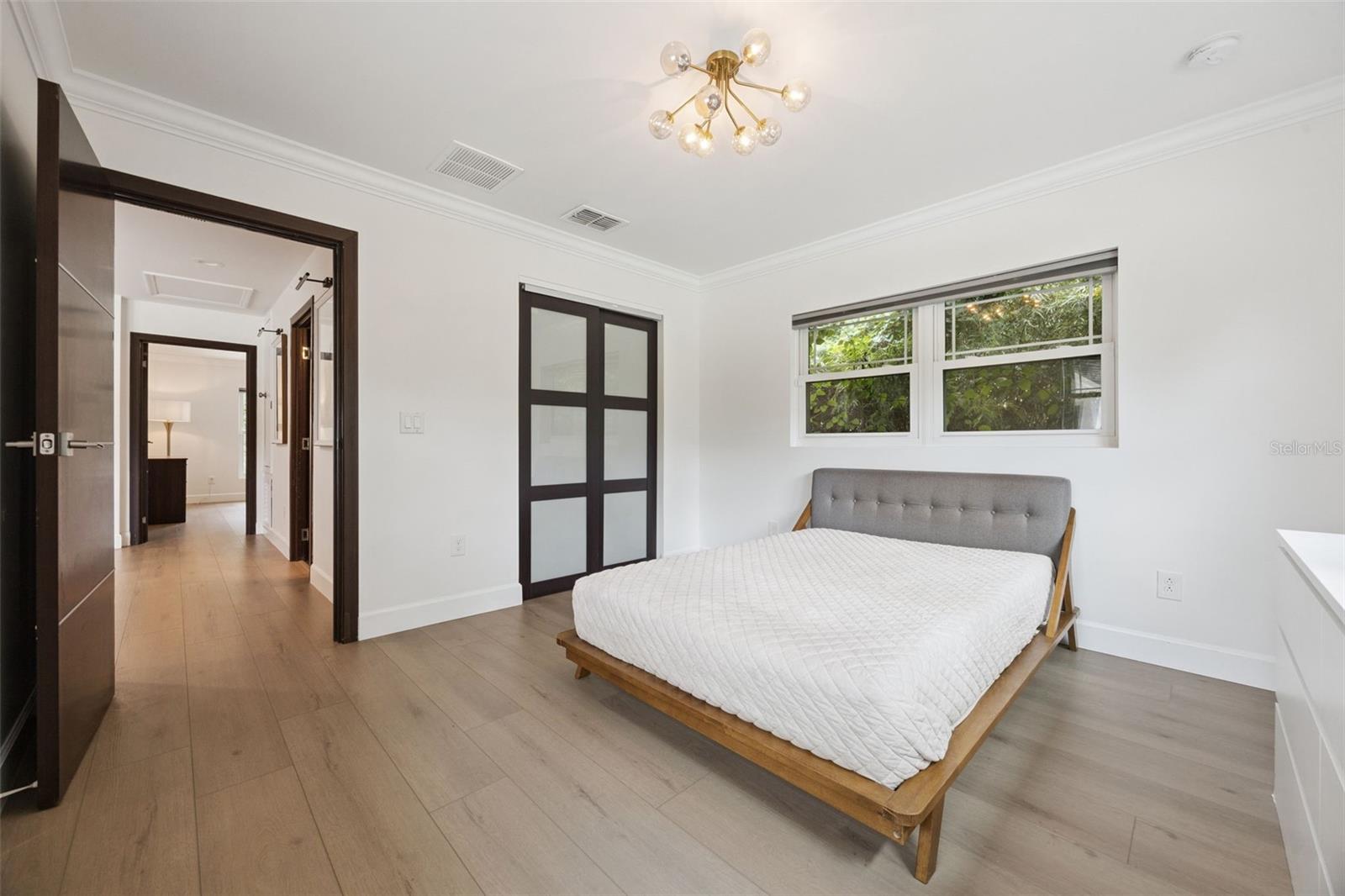 Image 21 of 86 For 17661 Davenport Road