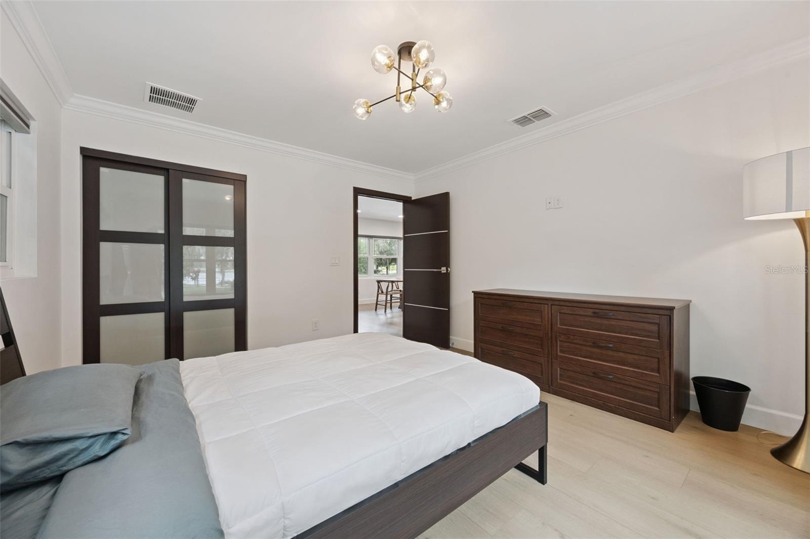 Image 25 of 86 For 17661 Davenport Road