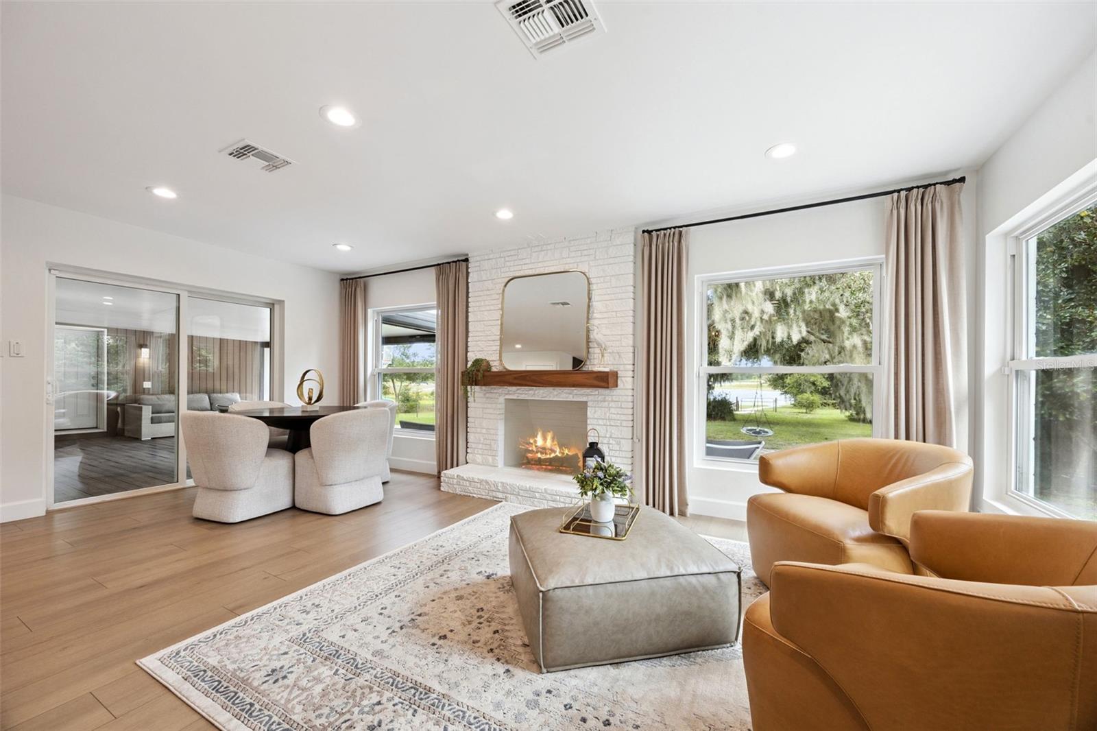 Image 30 of 86 For 17661 Davenport Road