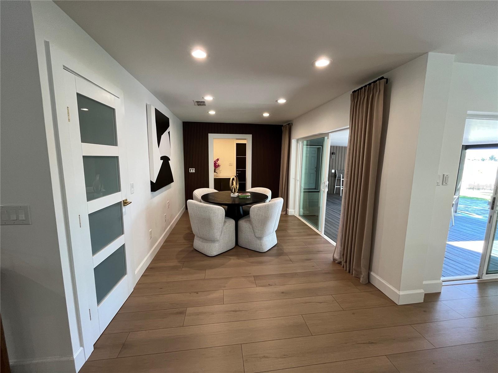 Image 38 of 86 For 17661 Davenport Road