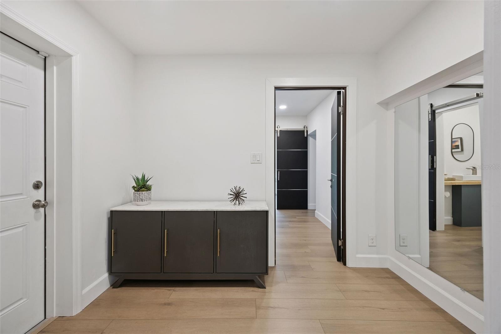 Image 41 of 86 For 17661 Davenport Road