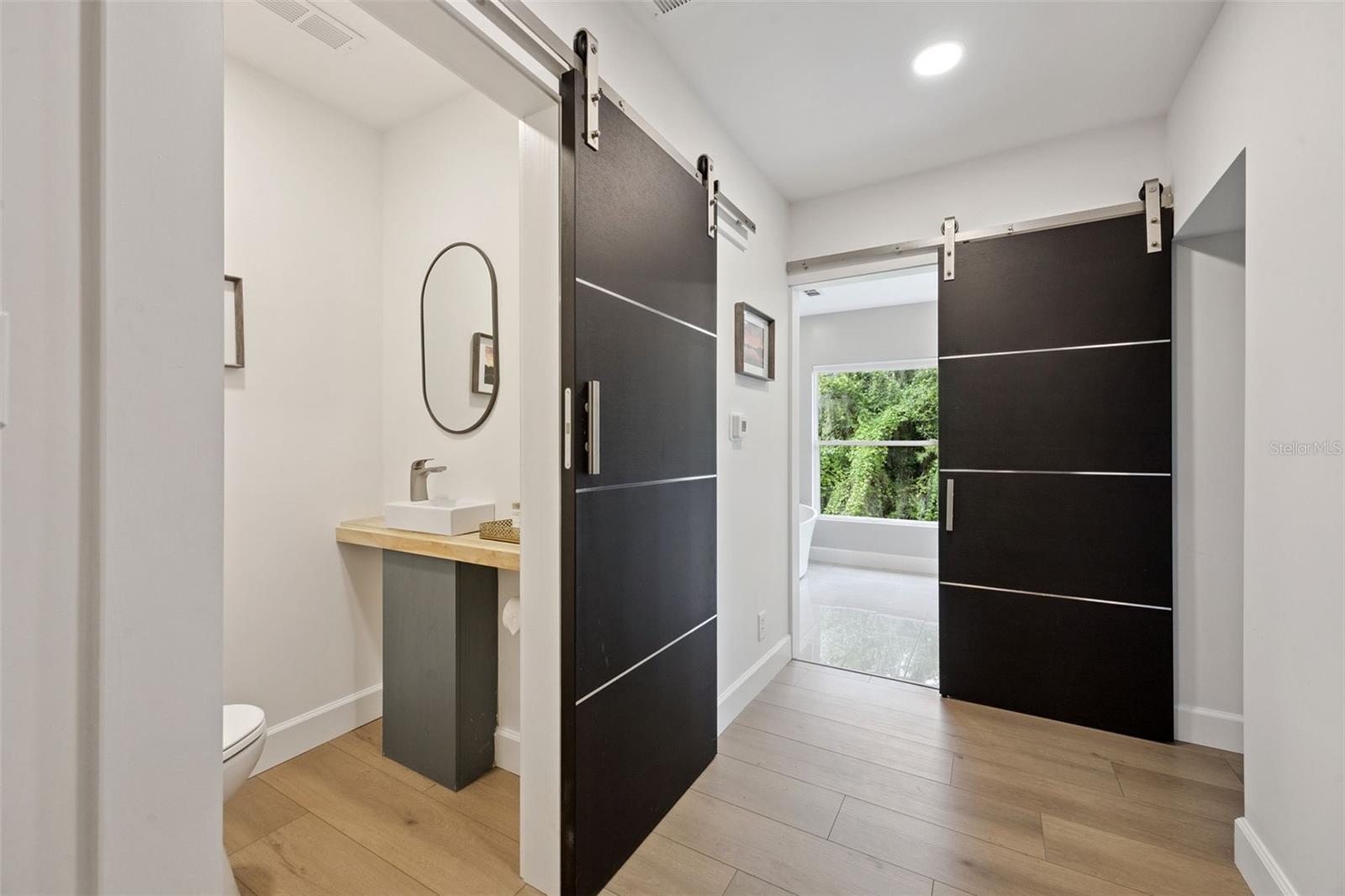 Image 42 of 86 For 17661 Davenport Road