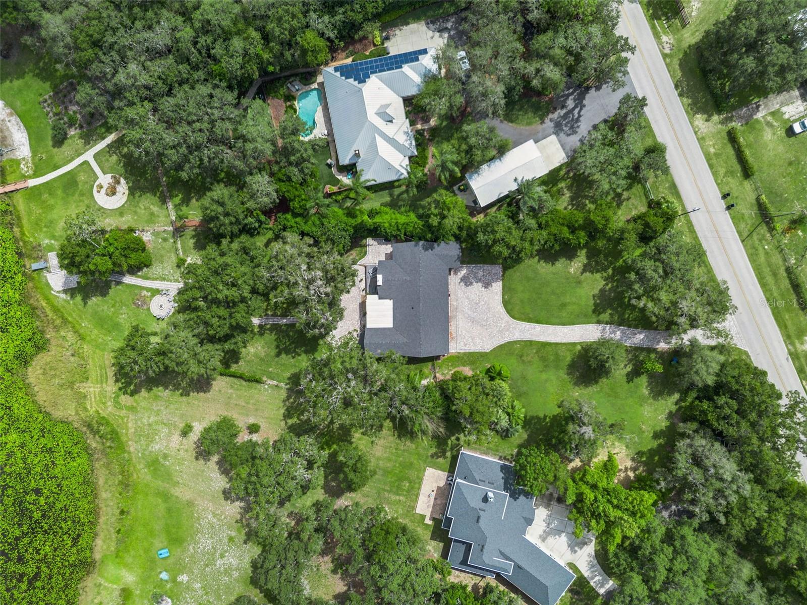 Image 71 of 86 For 17661 Davenport Road