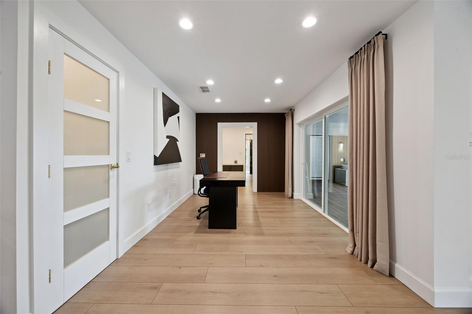 Image 81 of 86 For 17661 Davenport Road