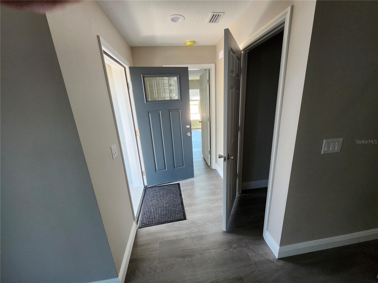 Image 15 of 22 For 2110 South Street