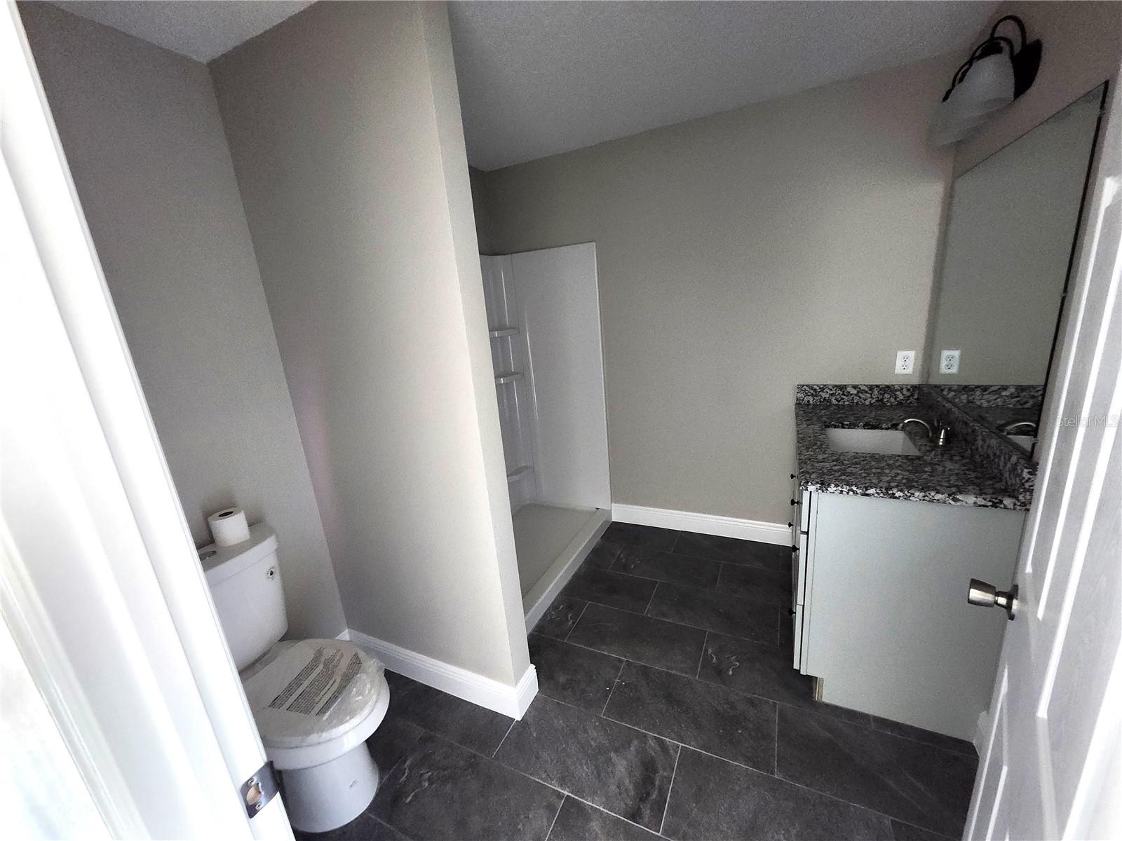 Image 18 of 22 For 2110 South Street