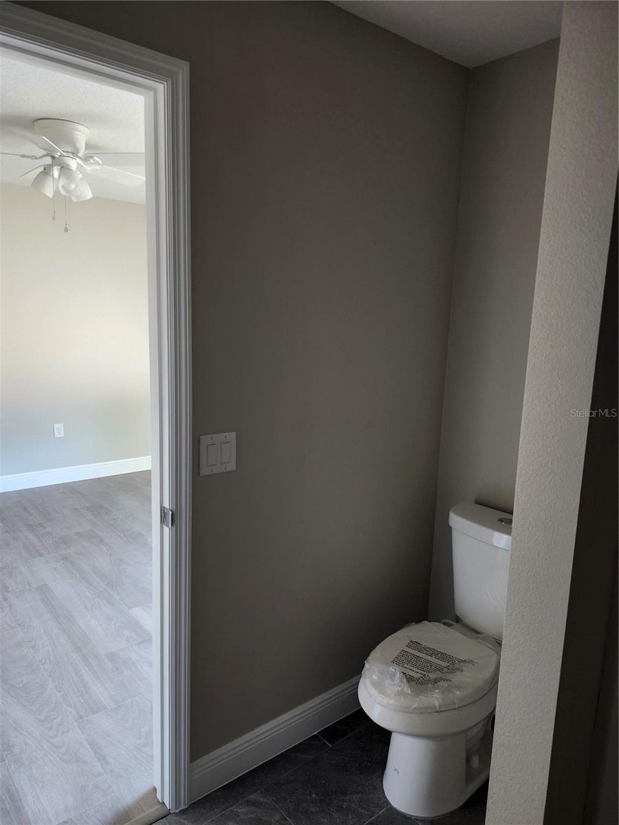 Image 19 of 22 For 2110 South Street