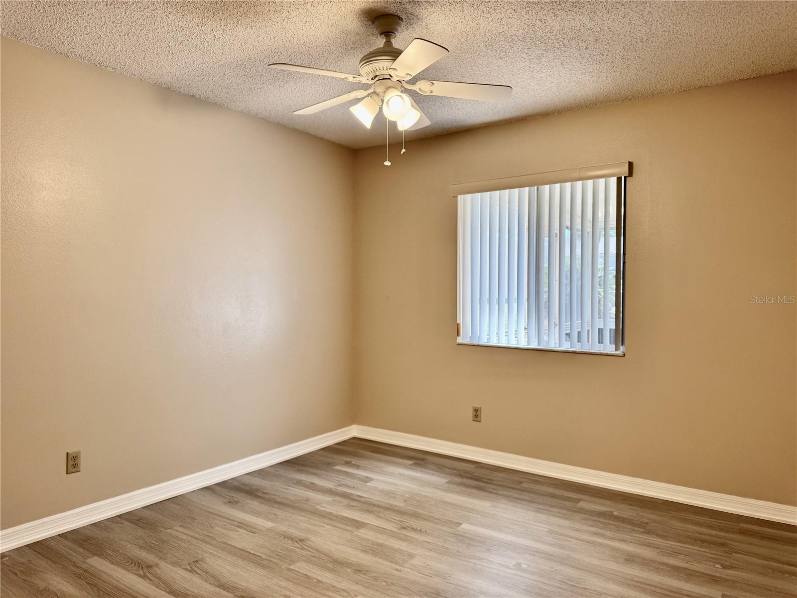 Image 21 of 30 For 12248 Tavares Ridge Circle