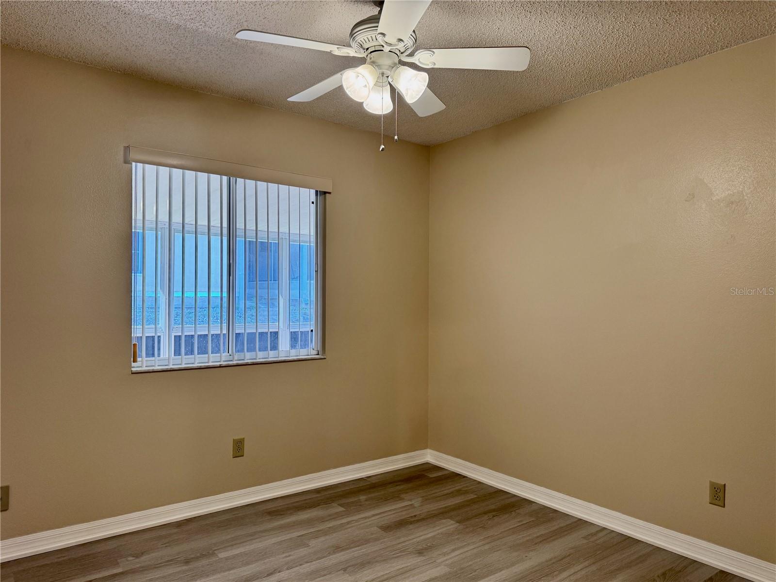 Image 23 of 30 For 12248 Tavares Ridge Circle