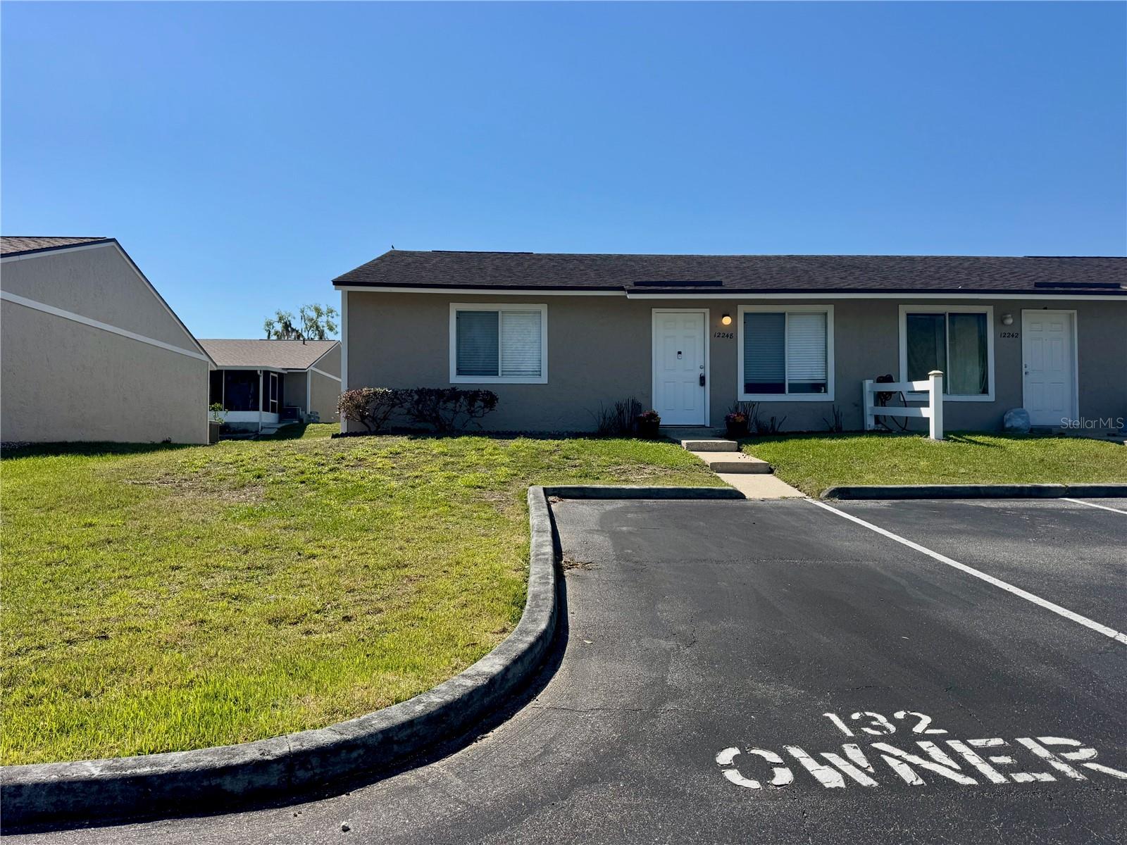 Image 3 of 30 For 12248 Tavares Ridge Circle