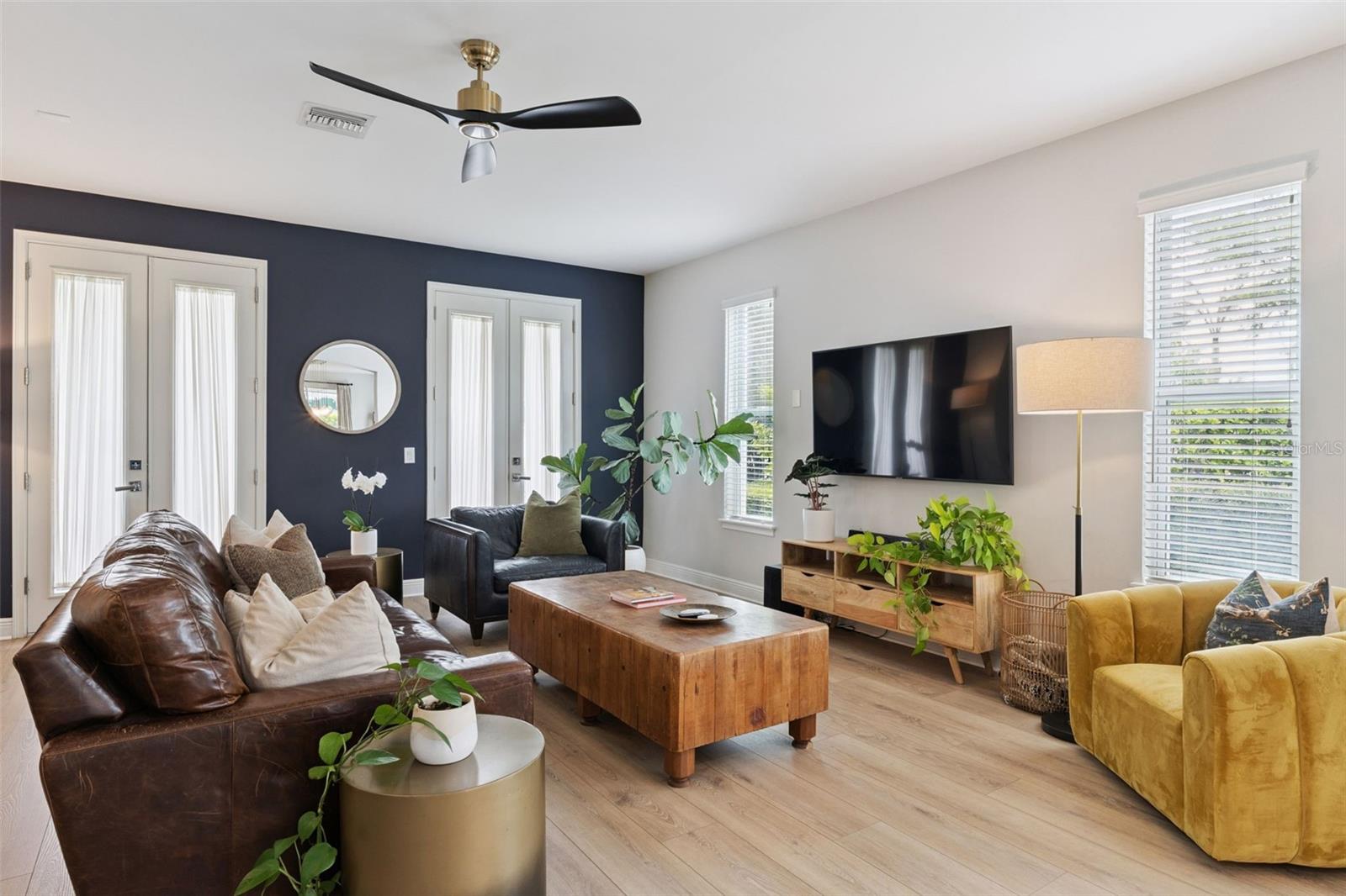 Image 3 of 33 For 7271 Sunny Meadow Aly