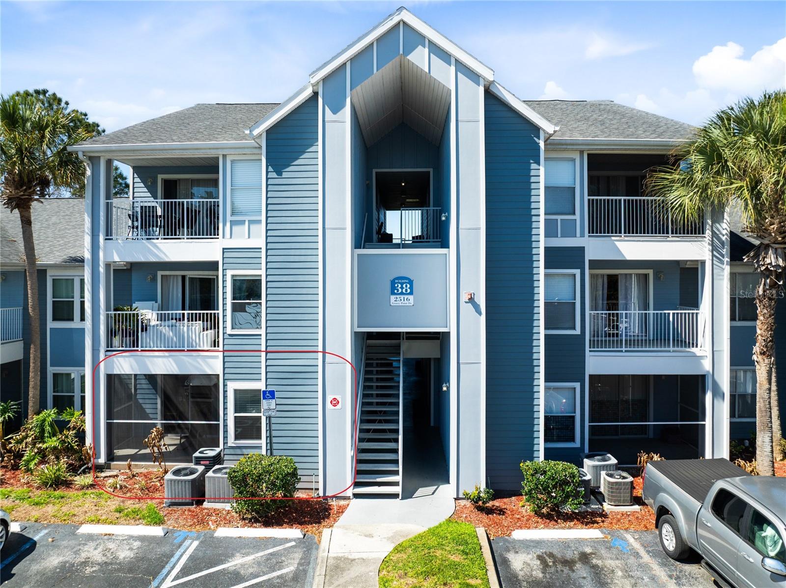 Image 4 of 40 For 2516 Grassy Point Drive 102