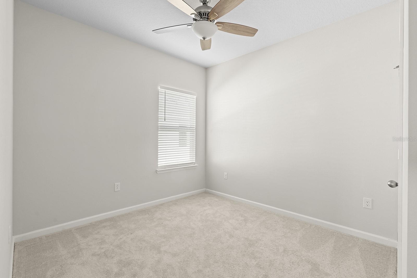 Image 18 of 35 For 2964 Slough Creek Drive