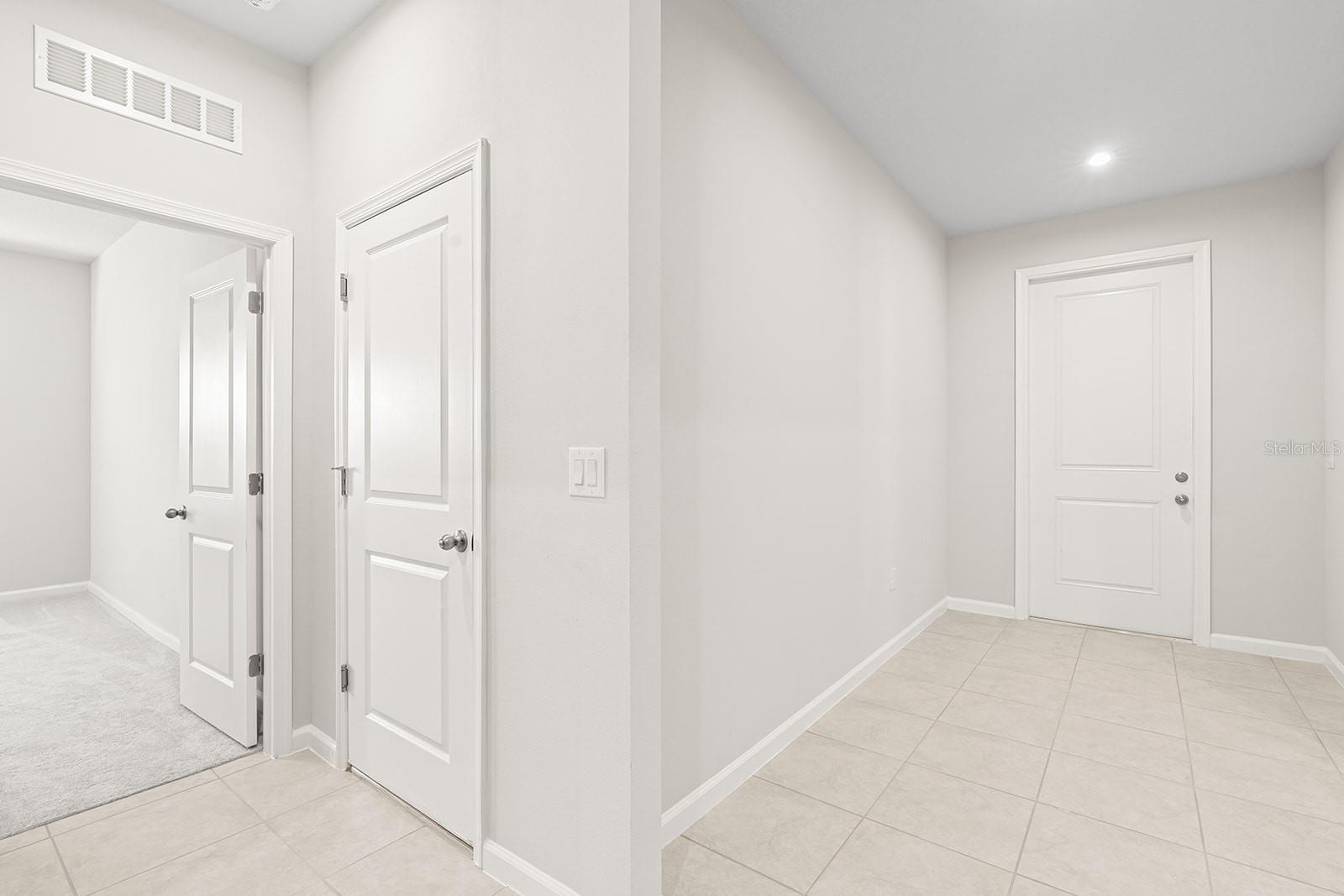 Image 21 of 35 For 2964 Slough Creek Drive