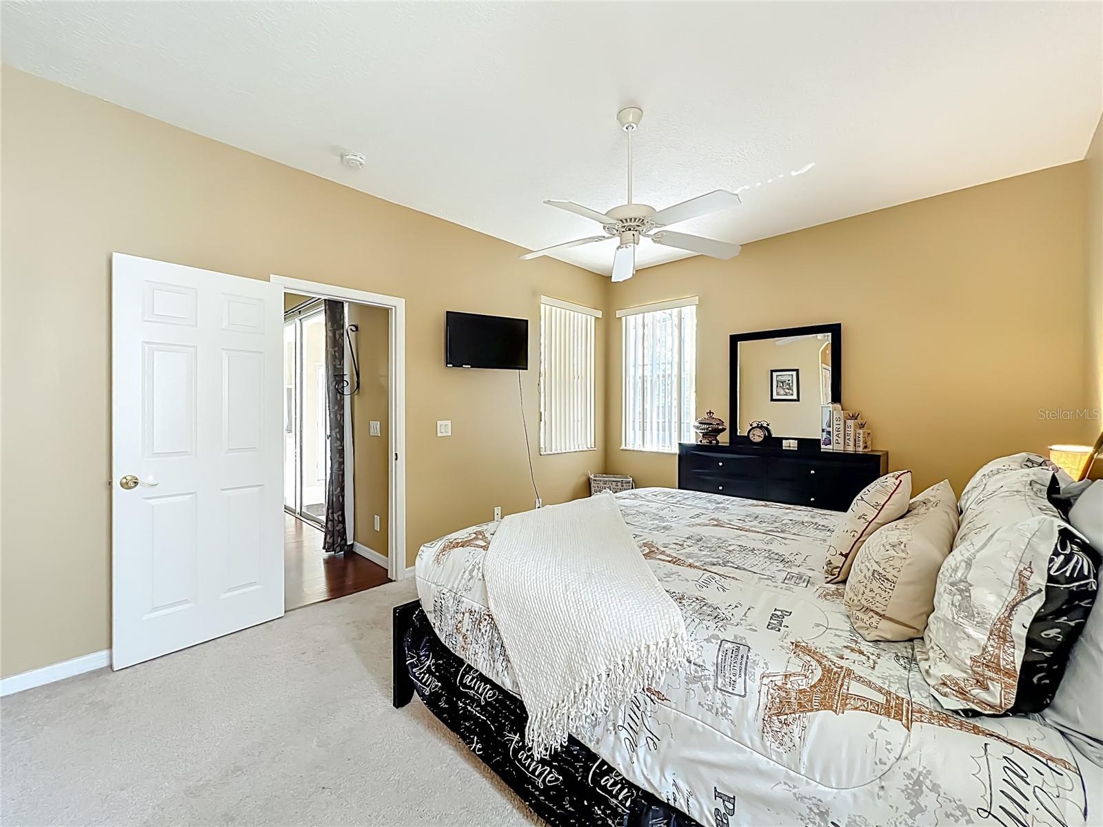 Image 25 of 71 For 520 Orista Drive