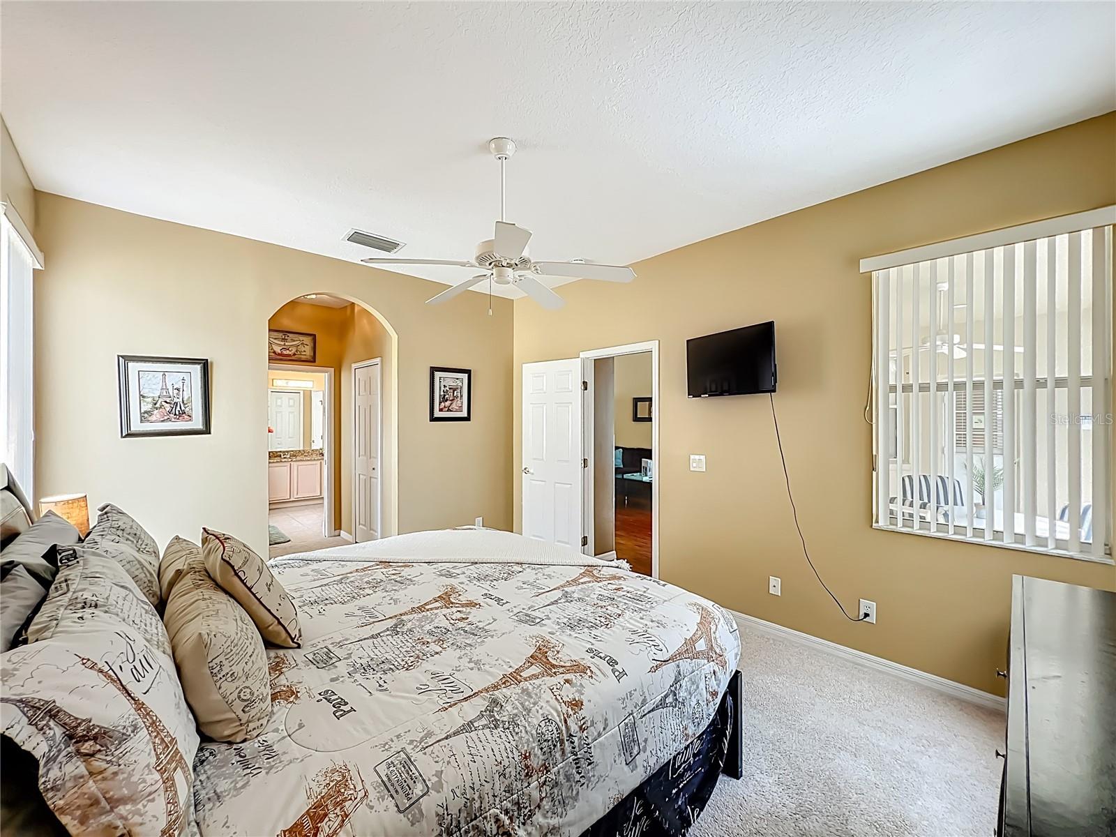 Image 29 of 71 For 520 Orista Drive