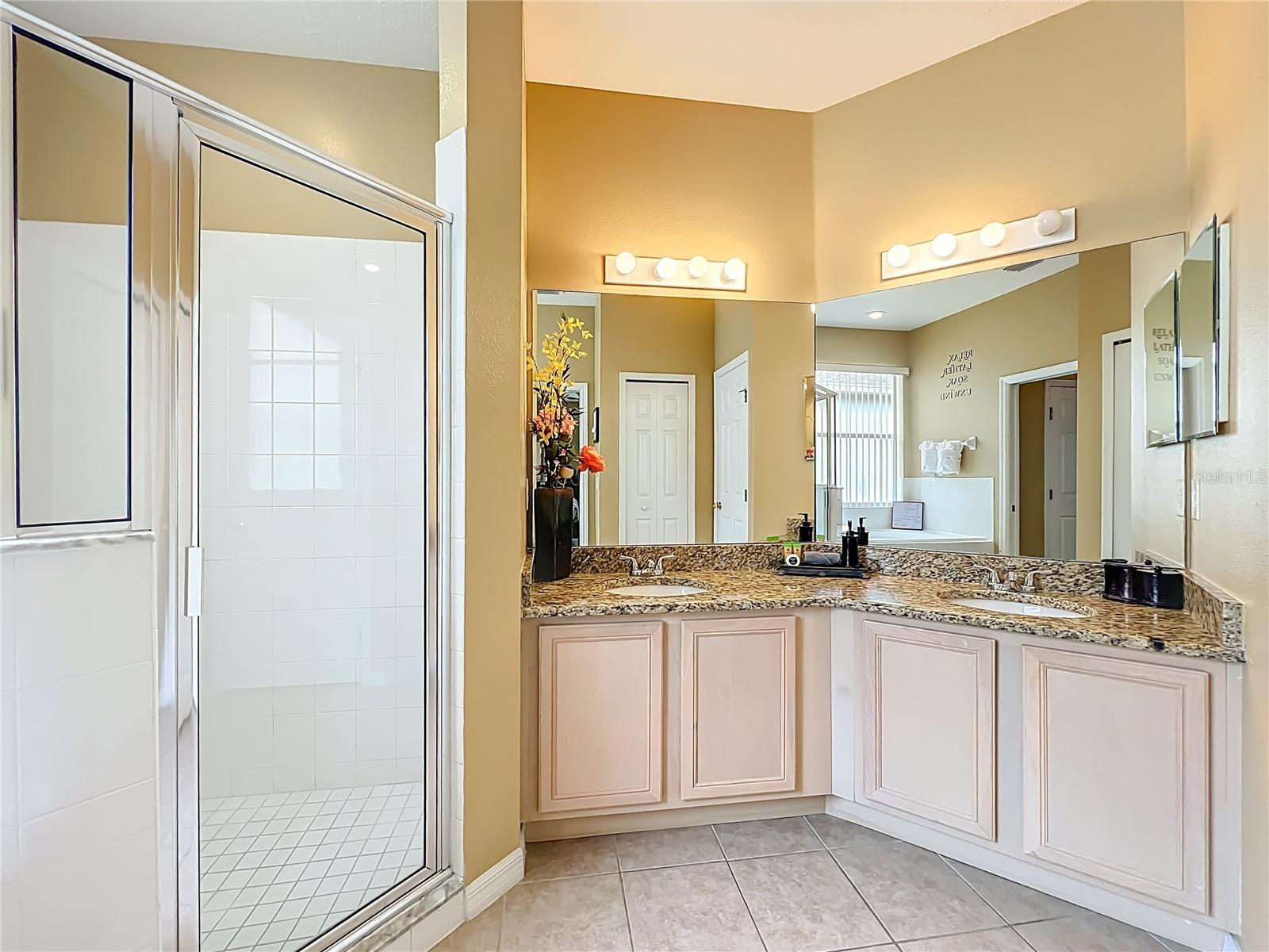 Image 31 of 71 For 520 Orista Drive