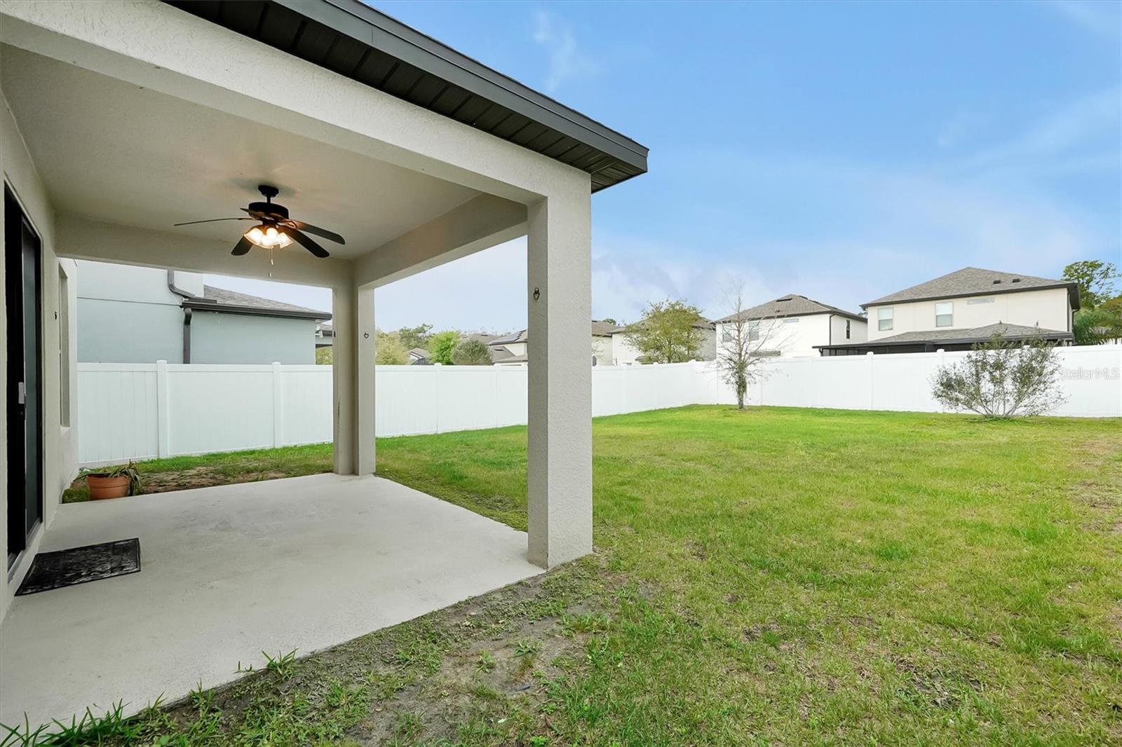 Image 31 of 37 For 9872 Aurea Moss Lane