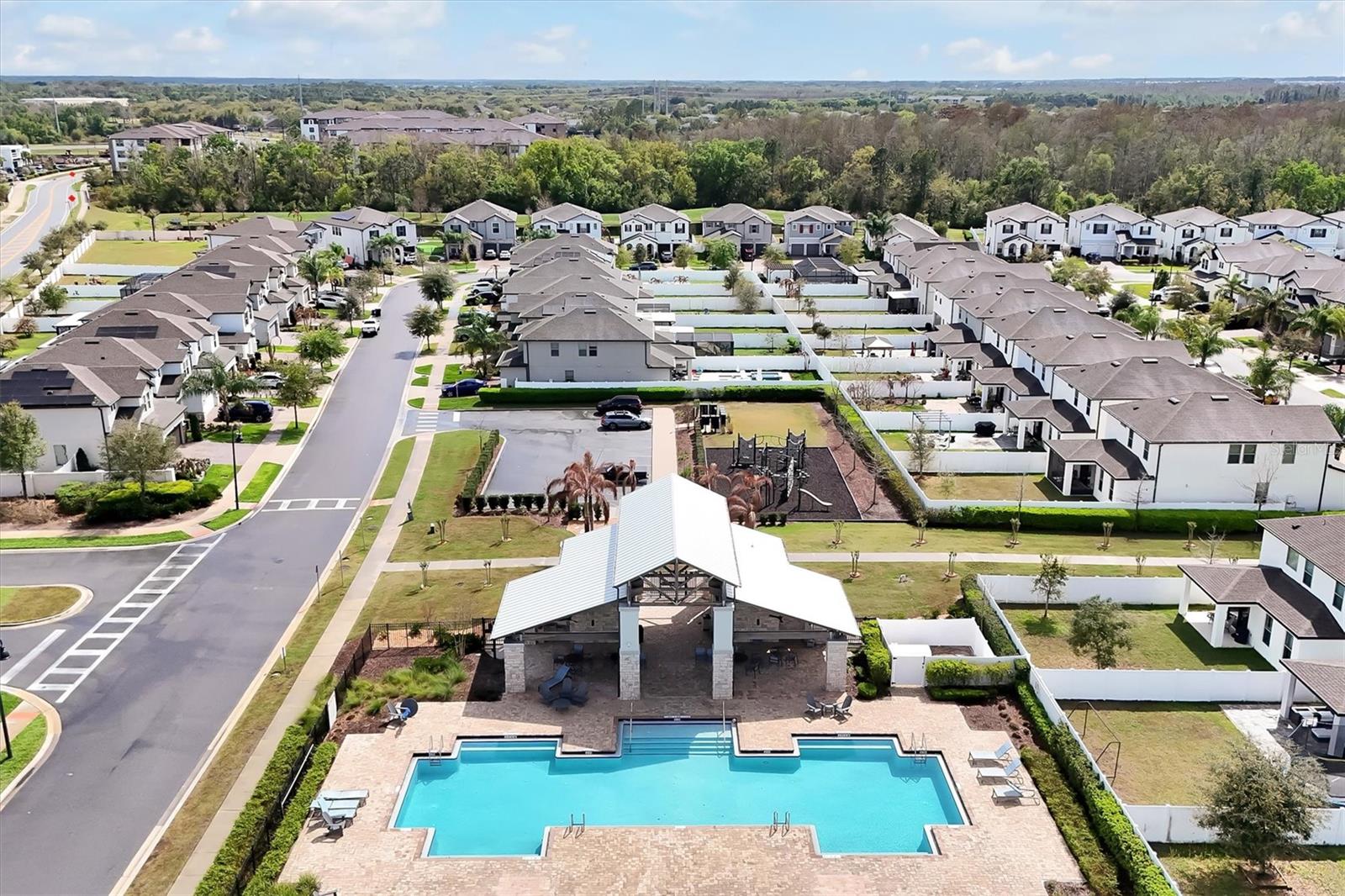 Image 36 of 37 For 9872 Aurea Moss Lane