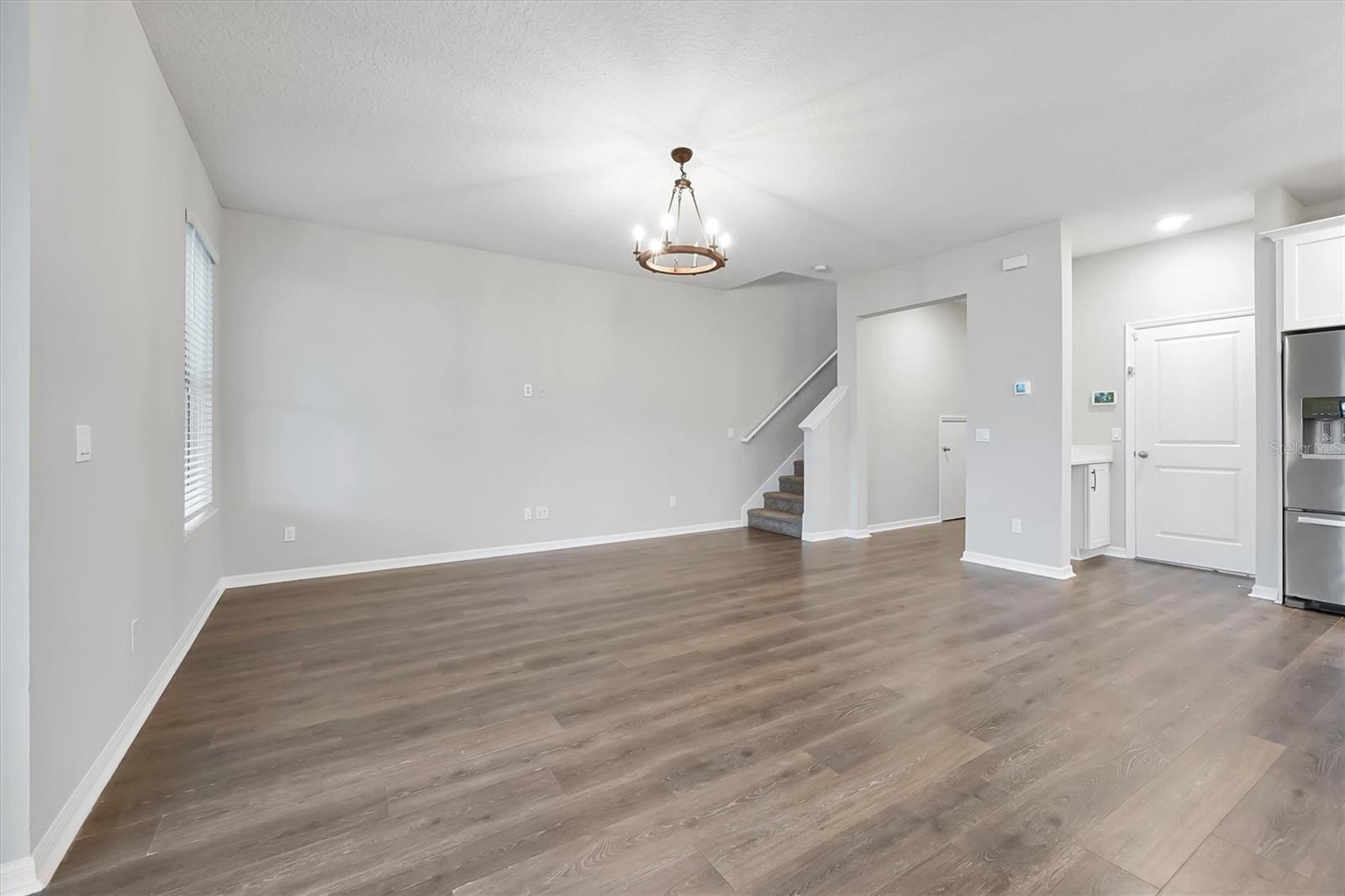 Image 7 of 37 For 9872 Aurea Moss Lane