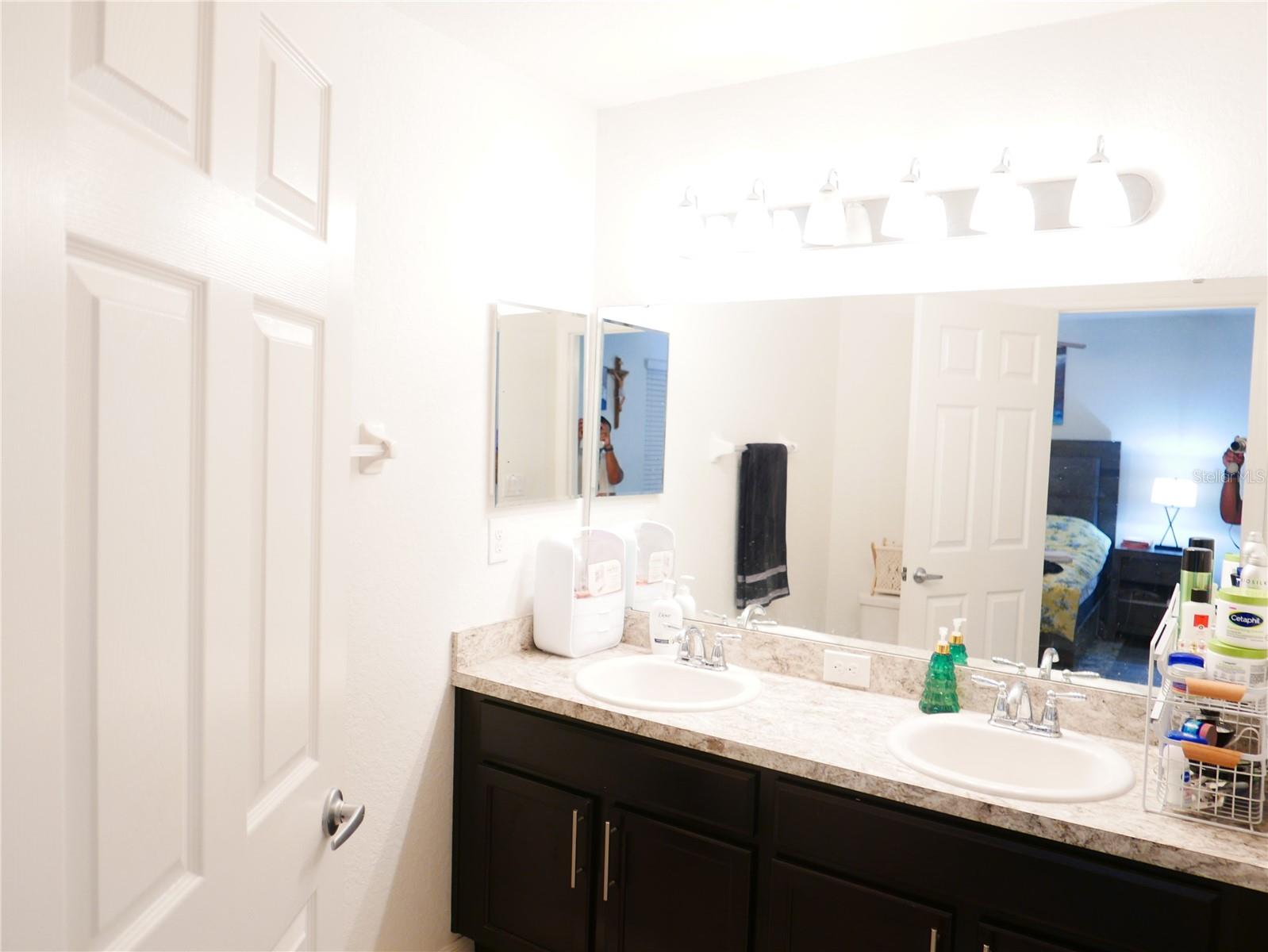 Image 16 of 21 For 4769 Vignette Way