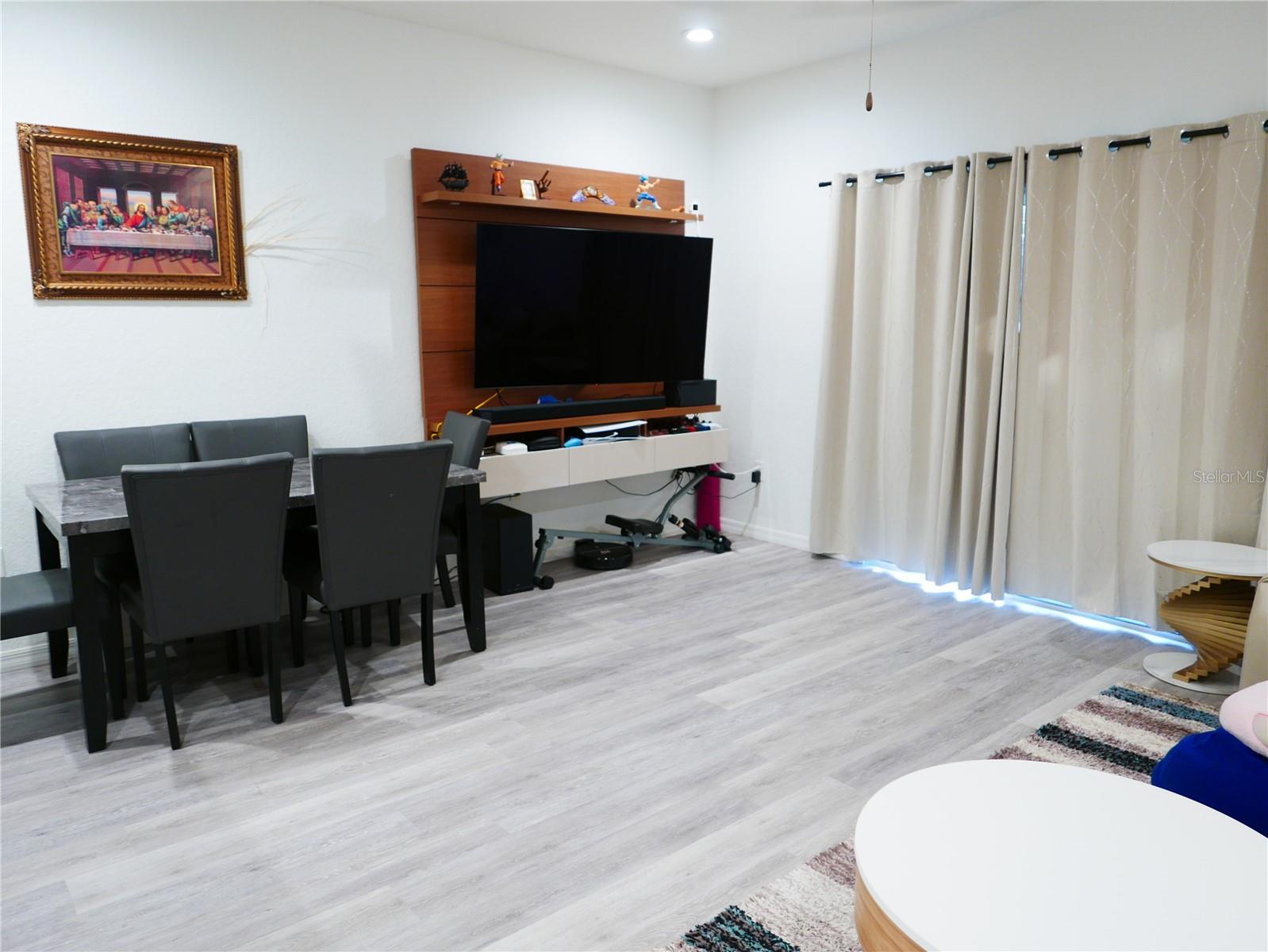 Image 4 of 21 For 4769 Vignette Way