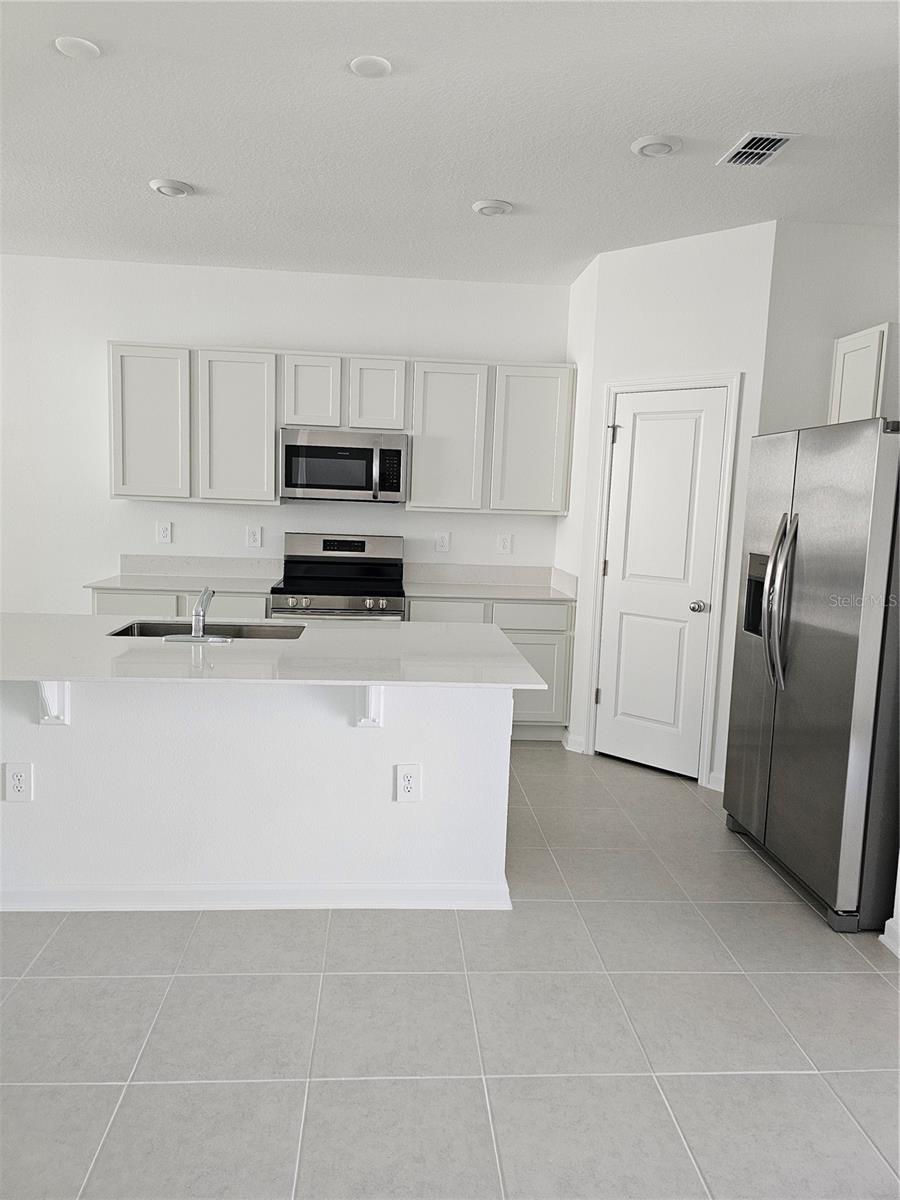 Image 4 of 24 For 3238 Watts Ter