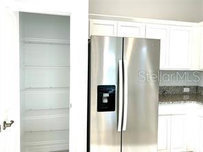 Image 4 of 21 For 6553 Treehouse Lane