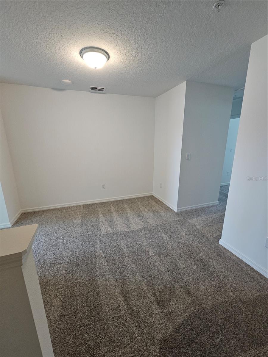 Image 11 of 27 For 11483 Harboview St