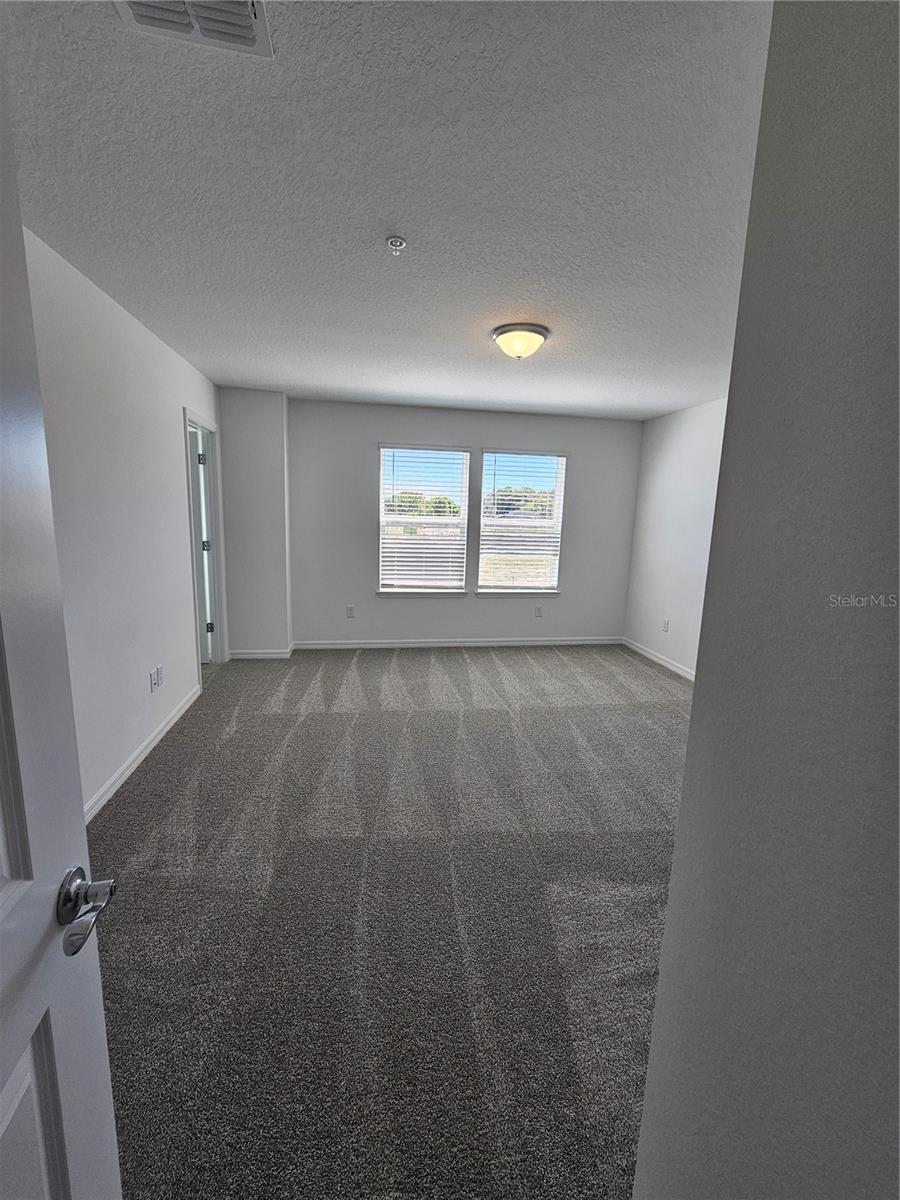 Image 14 of 27 For 11483 Harboview St