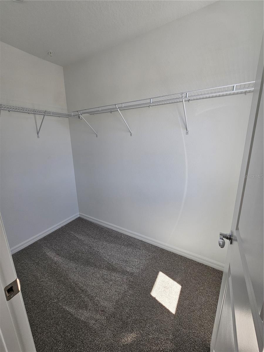 Image 15 of 27 For 11483 Harboview St