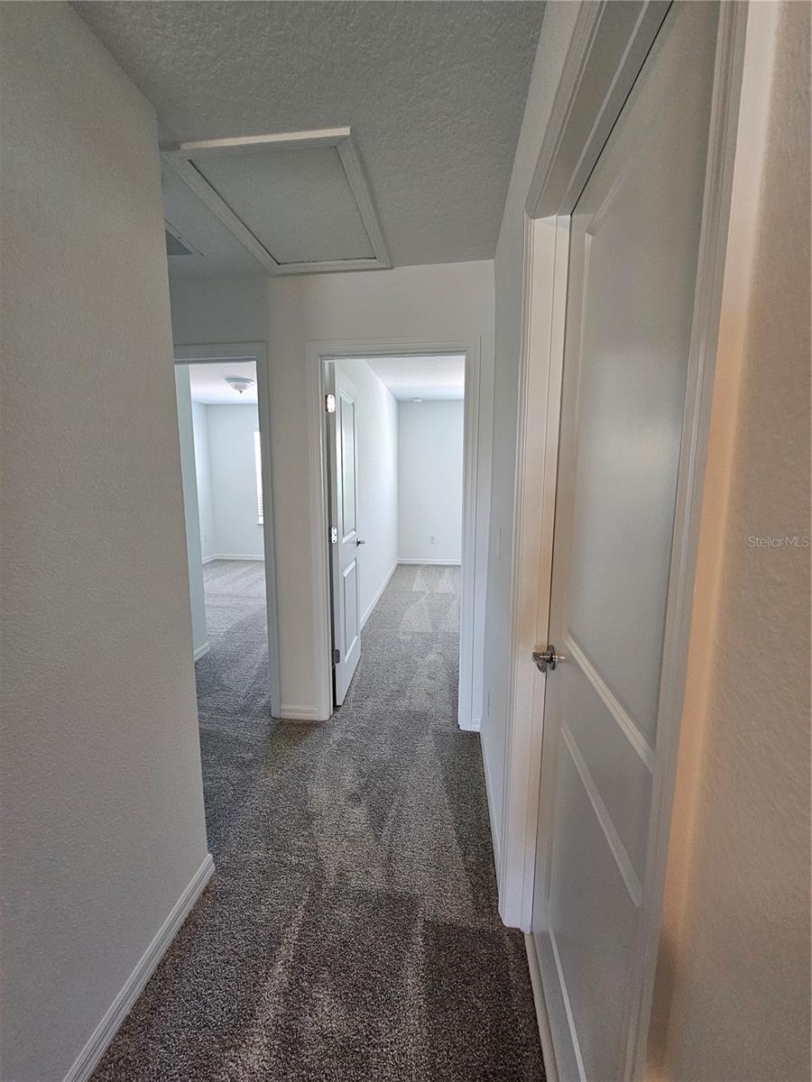 Image 17 of 27 For 11483 Harboview St