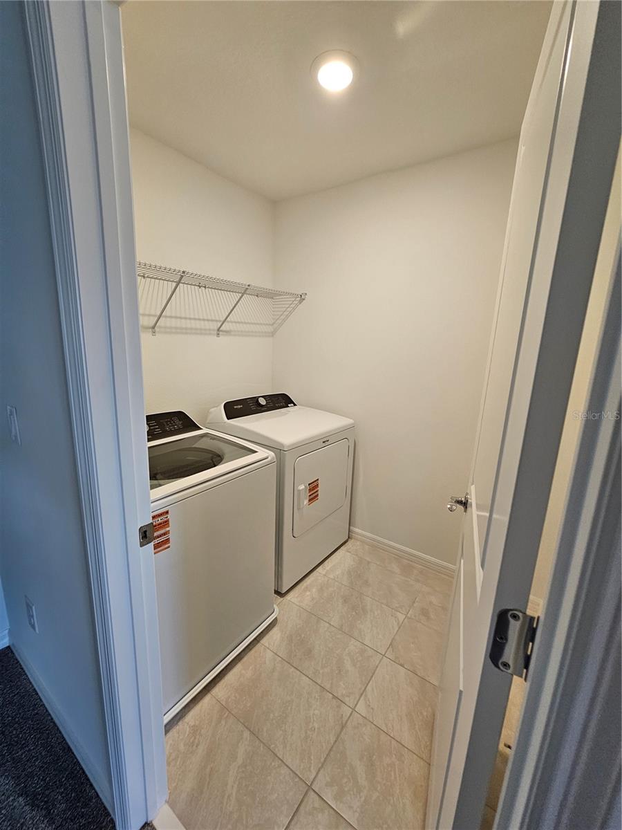 Image 19 of 27 For 11483 Harboview St