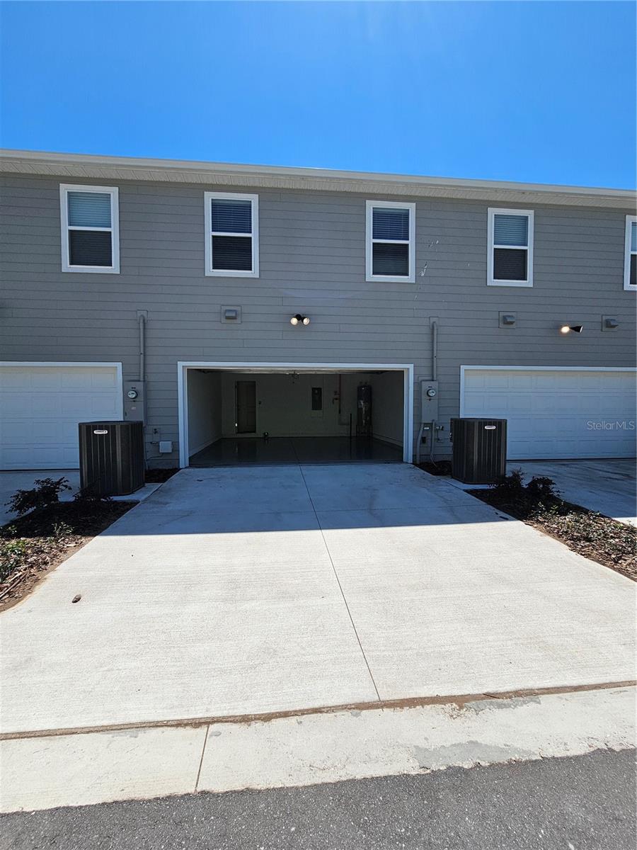 Image 7 of 27 For 11483 Harboview St