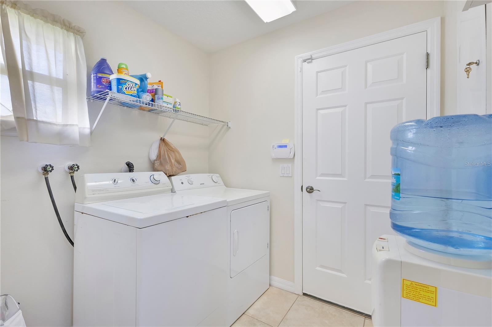 Image 24 of 40 For 1980 Summer Court