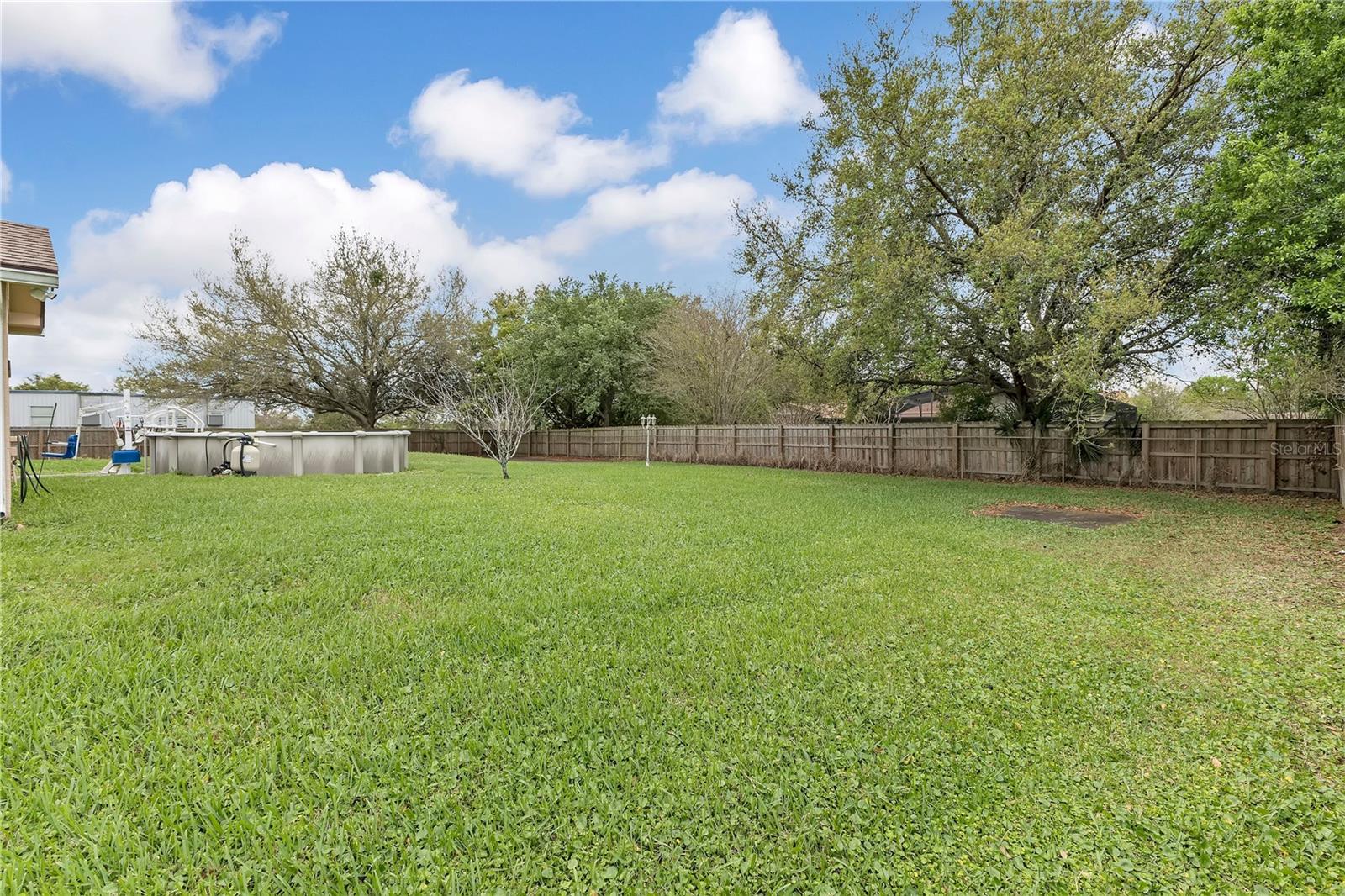 Image 27 of 40 For 1980 Summer Court