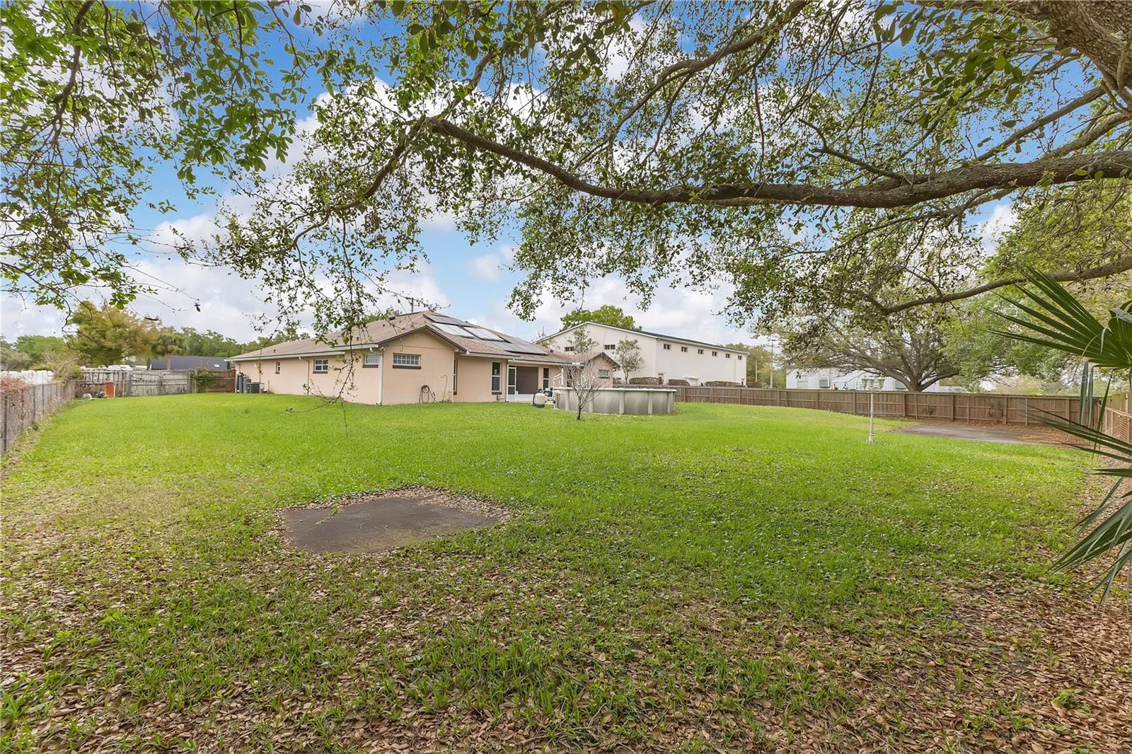 Image 28 of 40 For 1980 Summer Court