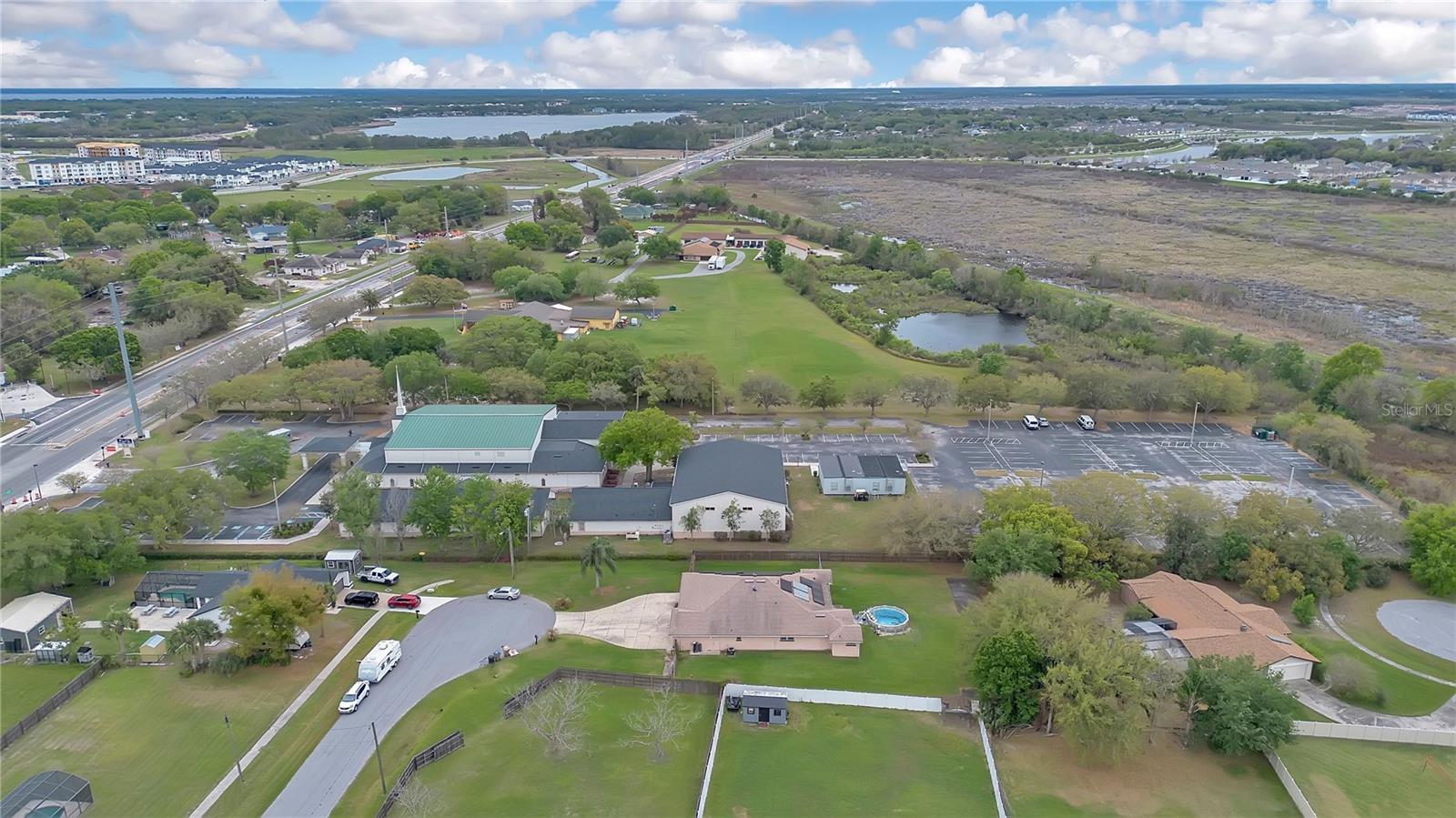 Image 35 of 40 For 1980 Summer Court