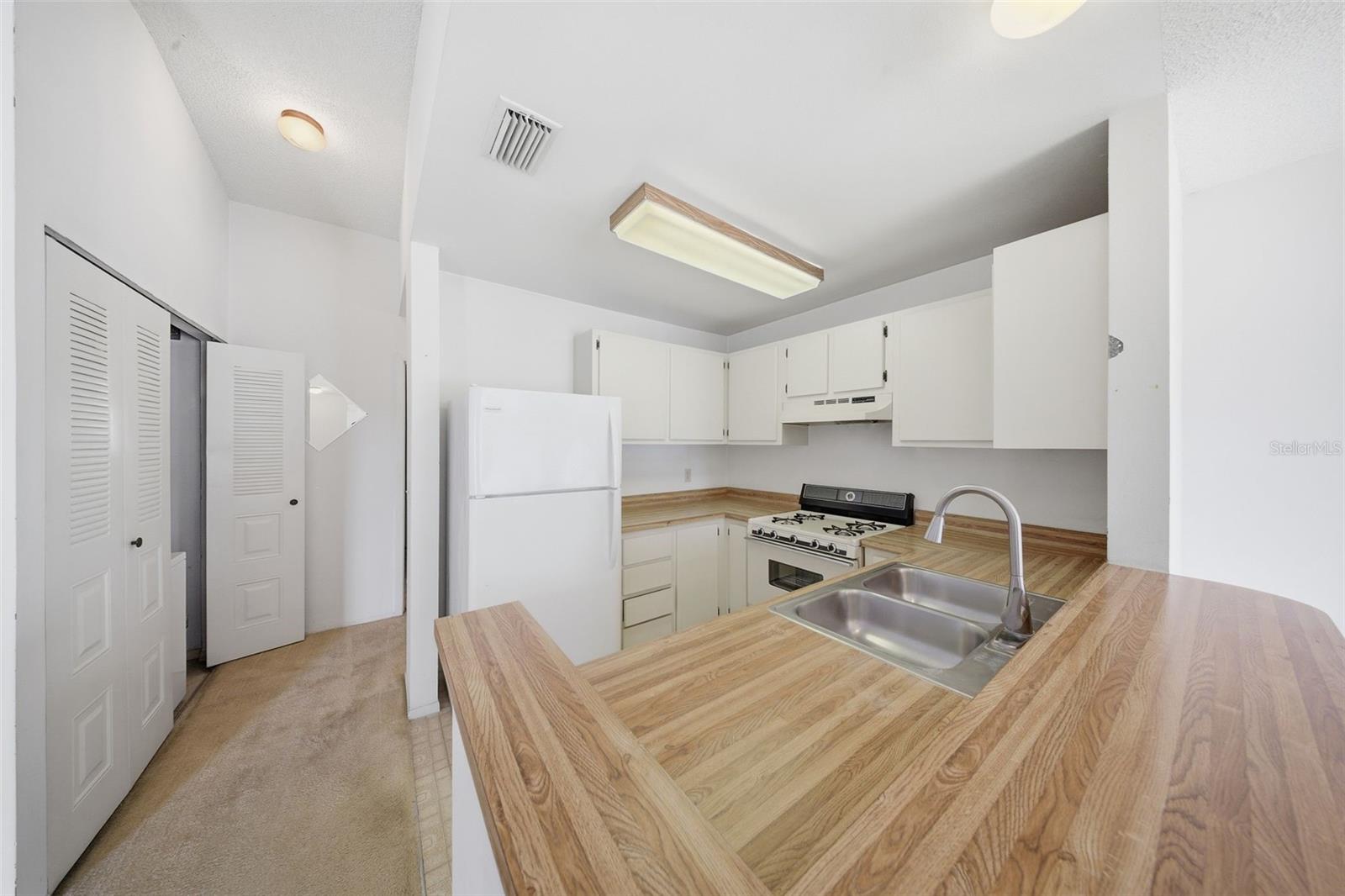 Image 10 of 32 For 1222 Westside Drive